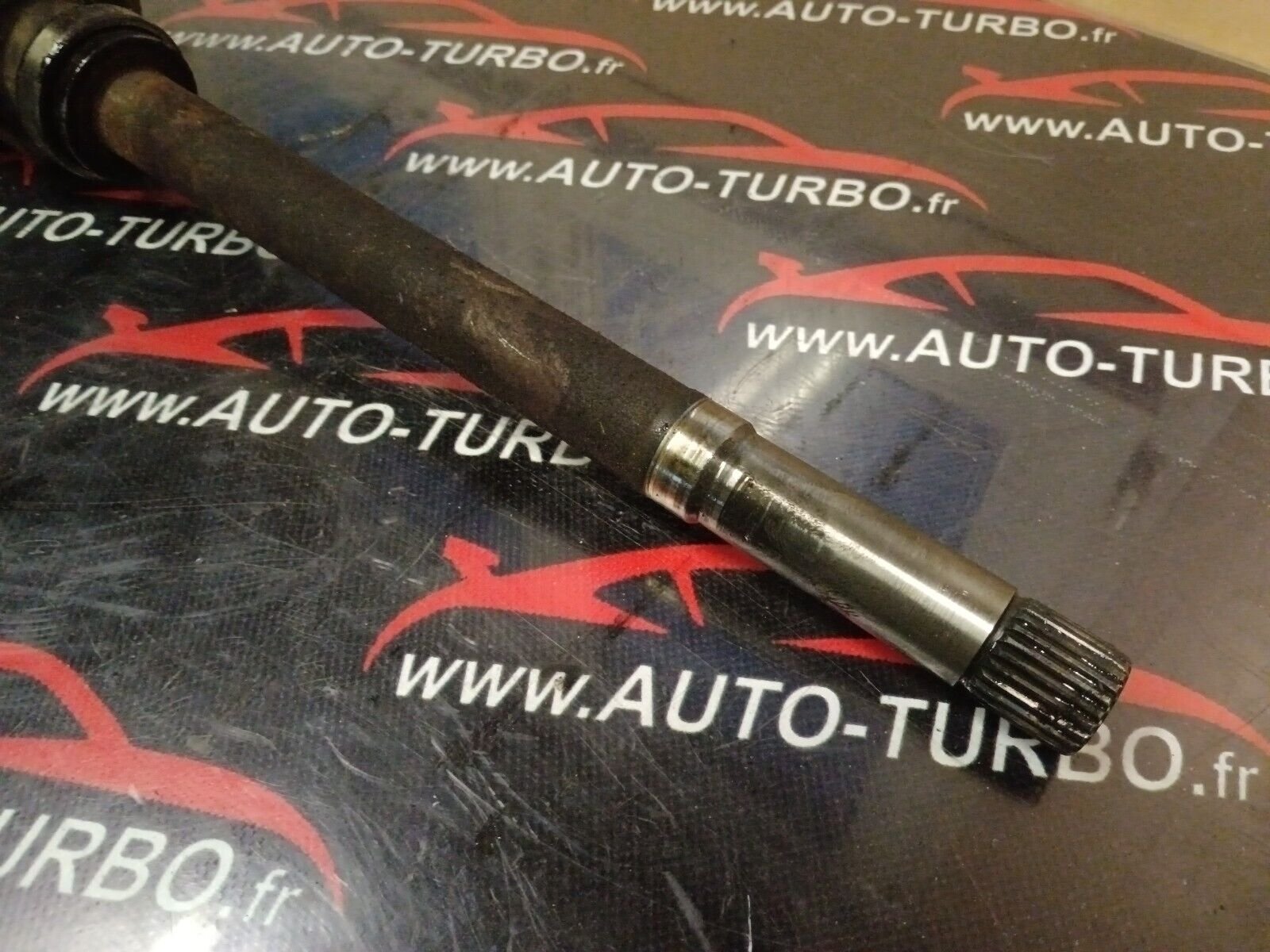 CARDAN AVANT DROIT CITROEN C4 REFERENCE: 9661107280