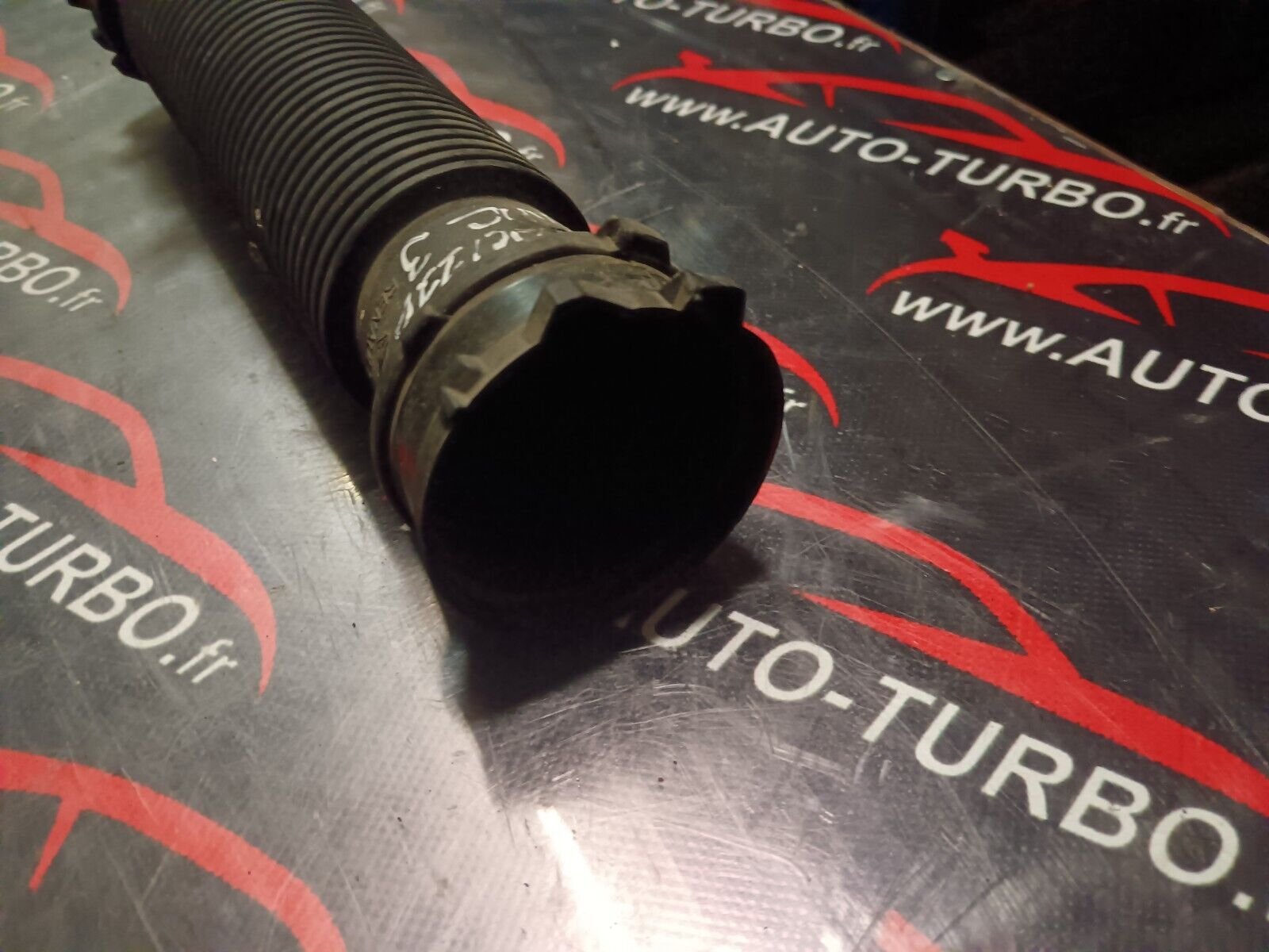 TUYAU DURITE RENAULT SCENIC 3  1.5 DCI