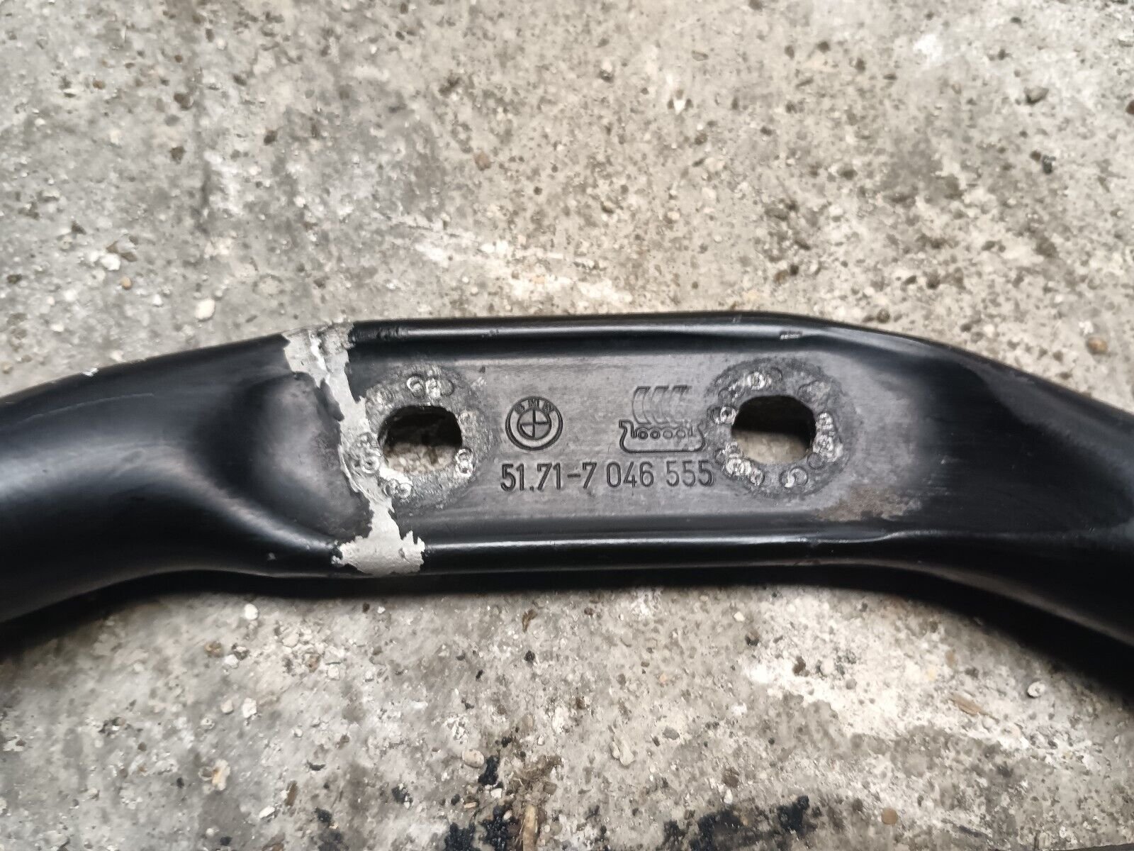 BARRE STABILISATRICE BMW 525 E60 REFERENCE: 7046555