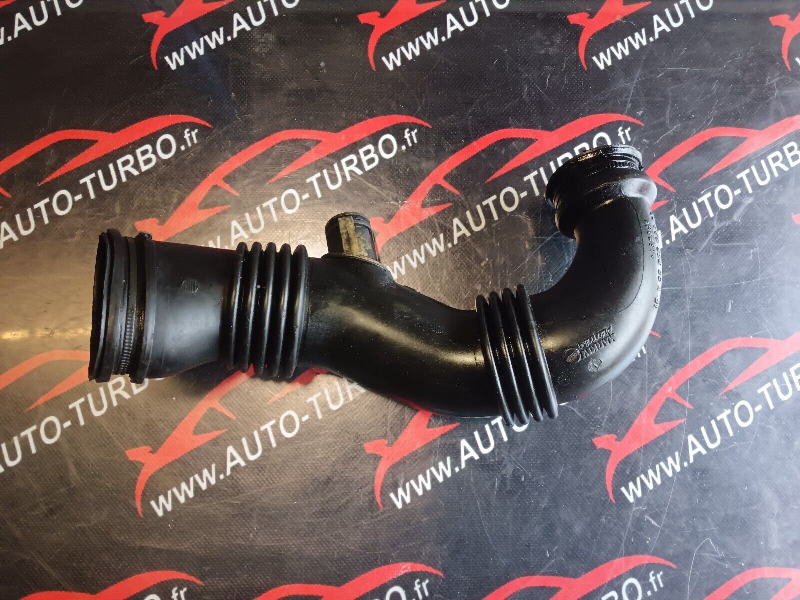 TUYAU DURITE D'ADMISSION D'AIR PSA REFERENCE: 9656953680