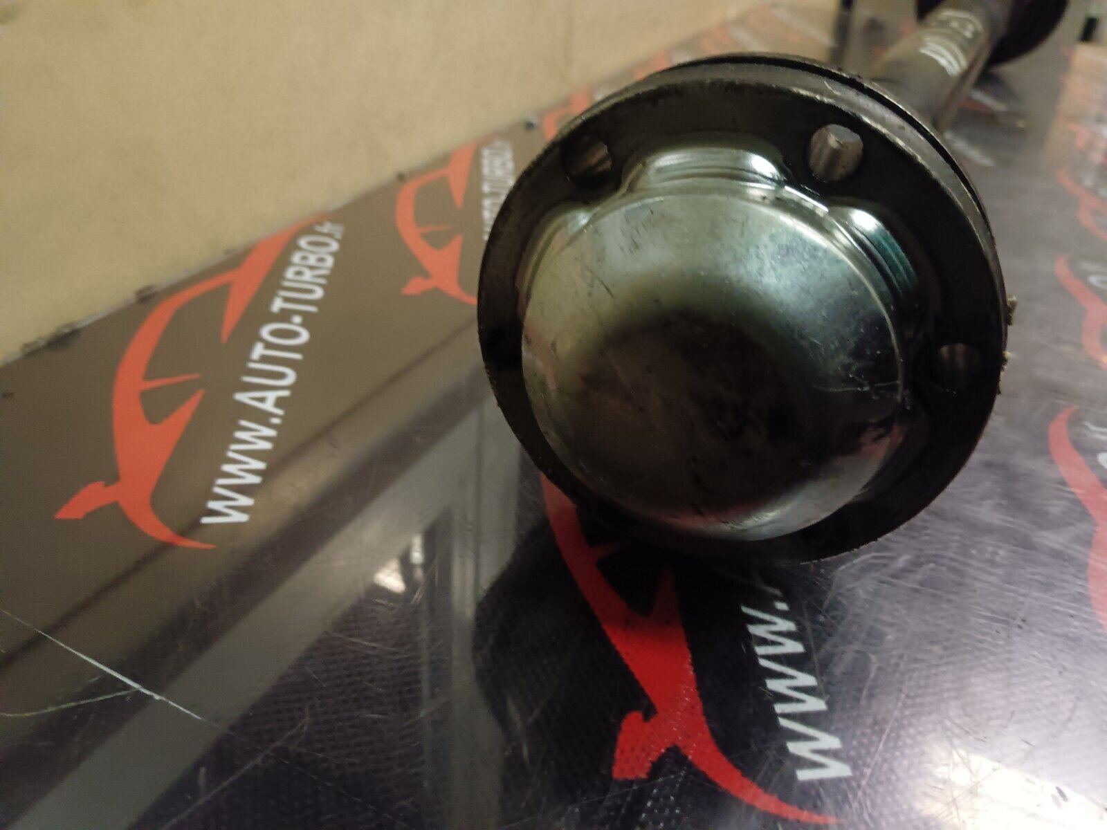 CARDAN AVANT DROIT VOLKSWAGEN EOS REFERENCE: 66258739