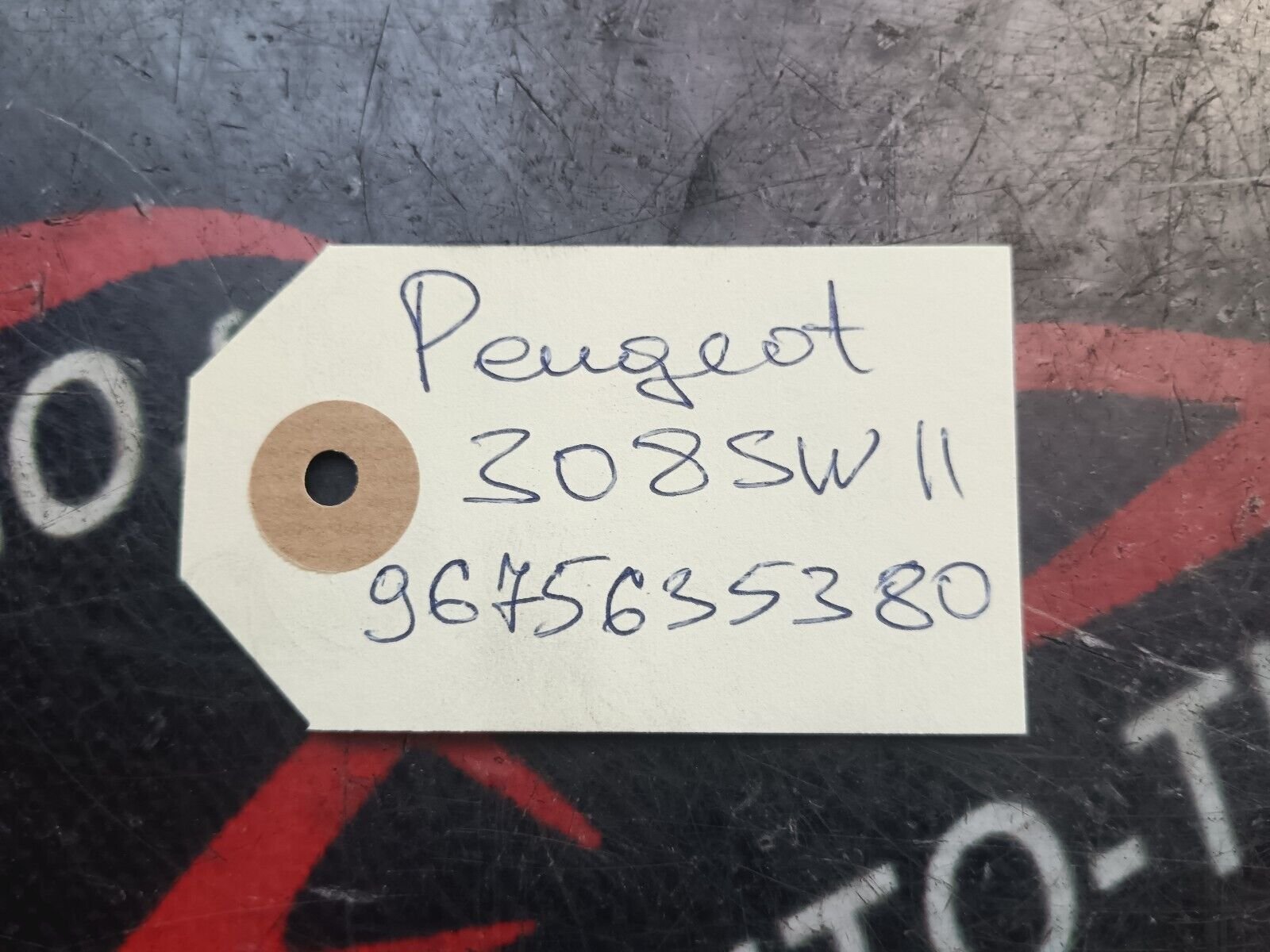 TUYAU DURIT CLIMATISATION PEUGEOT 308SW II REFERENCE: 9675635380