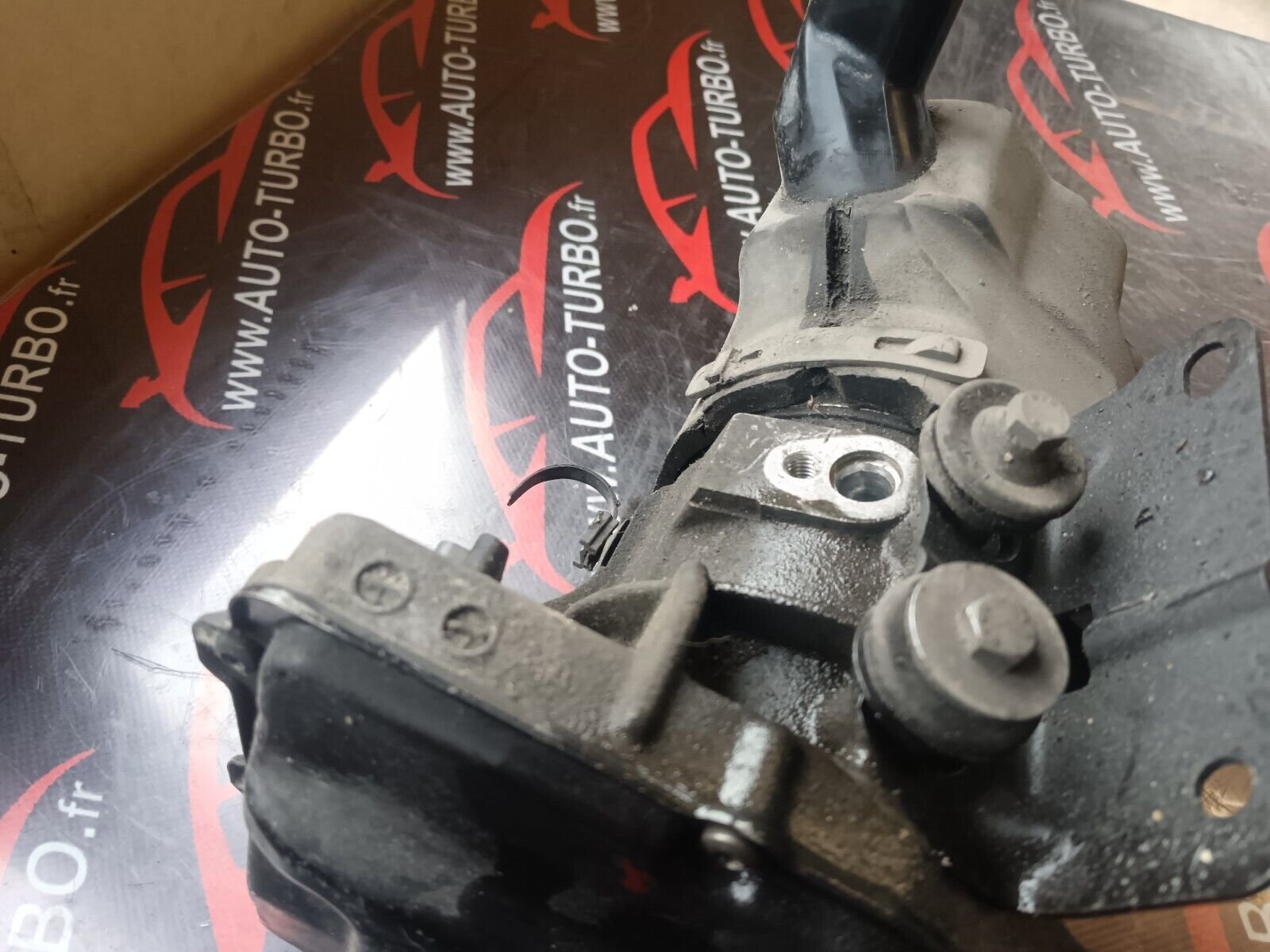 POMPE DE DIRECTION PEUGEOT 308 REFERENCE: 9681594580