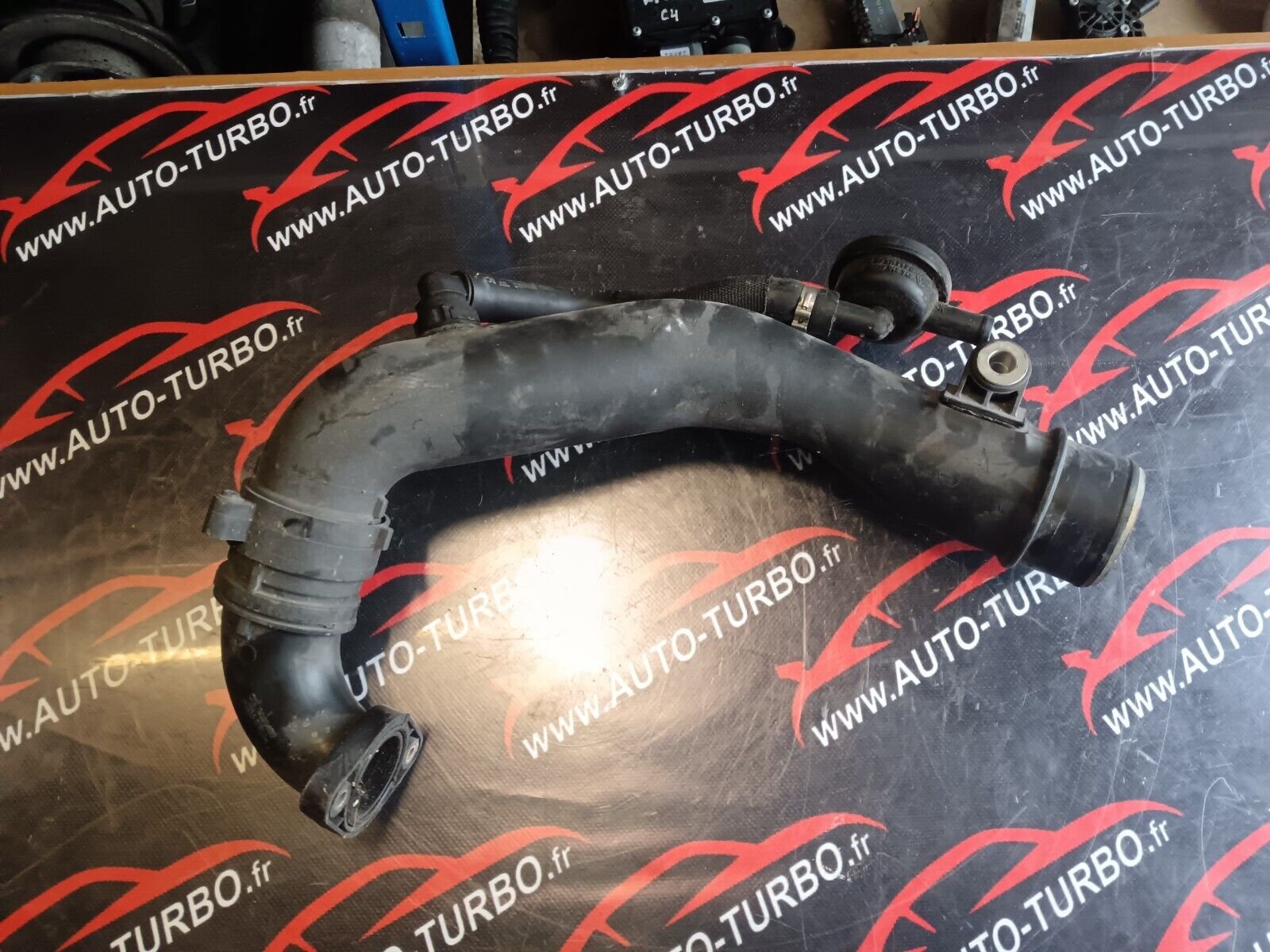 TUYAU DURITE D'ADMISSION D'AIR RENAULT MEGANE 1.9 130CN REFERENCE: 8200795490