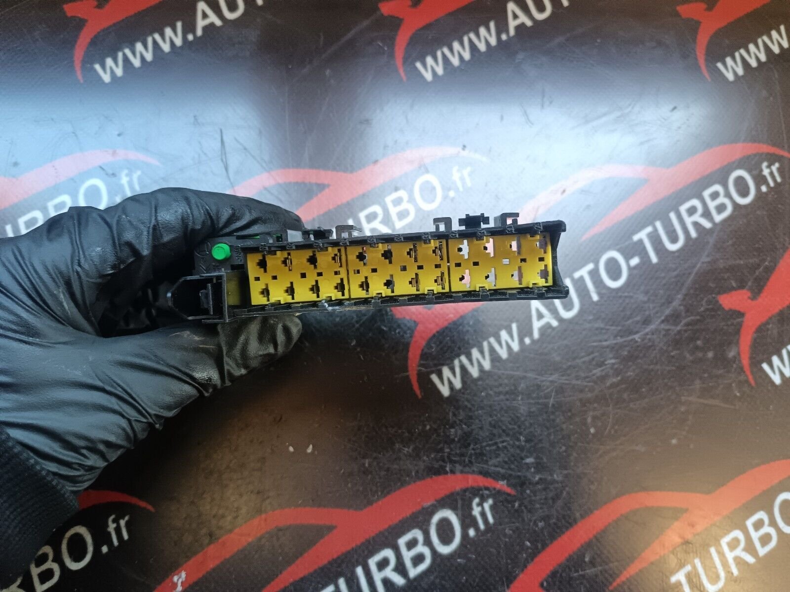 MODULE FUSIBLES PICASSO 1.6HDI 110CH REFERENCE: 9627791880