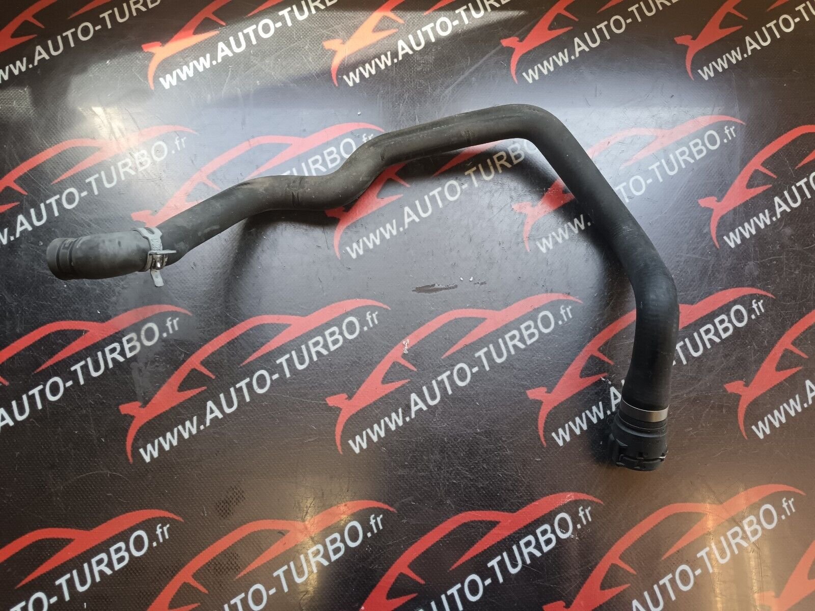 TUYAU LIQUIDE DE REFROIDISSEMENT BMW 520 F10 REFERENCE: 9224372