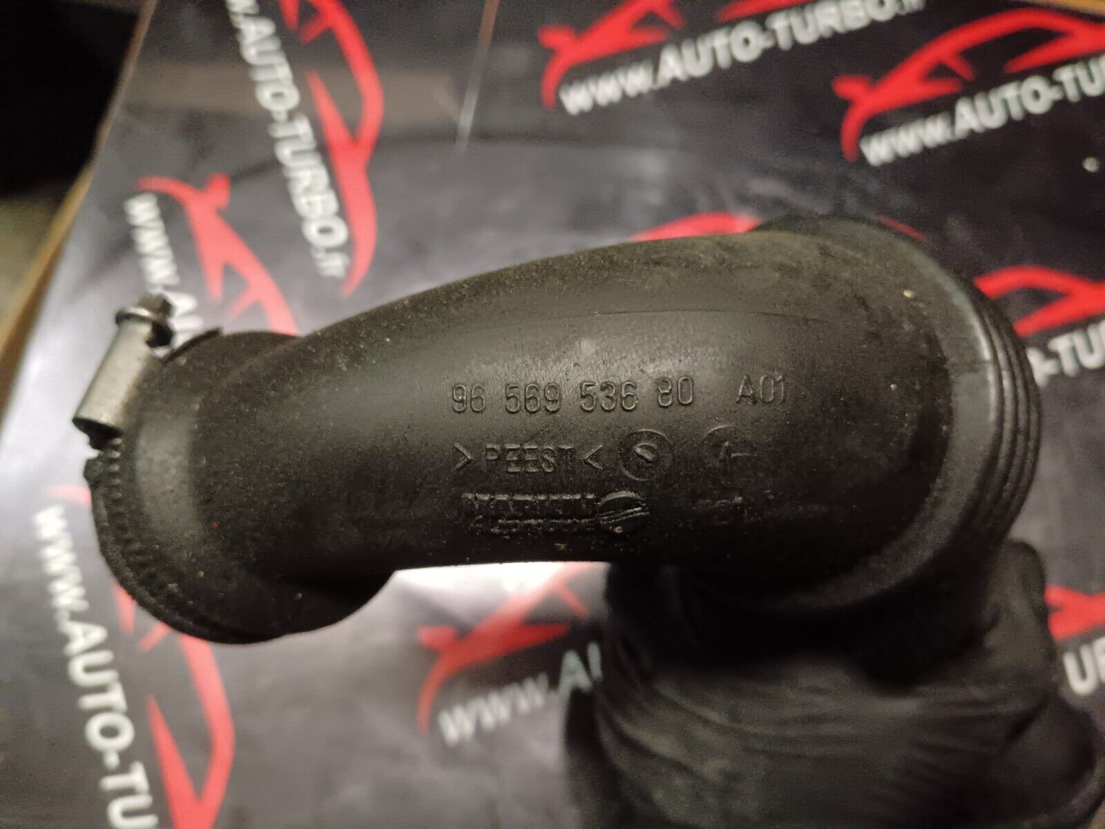 TUYAU DURITE PSA CITROEN C4 1.6HDI REFERENCE: 9656953680