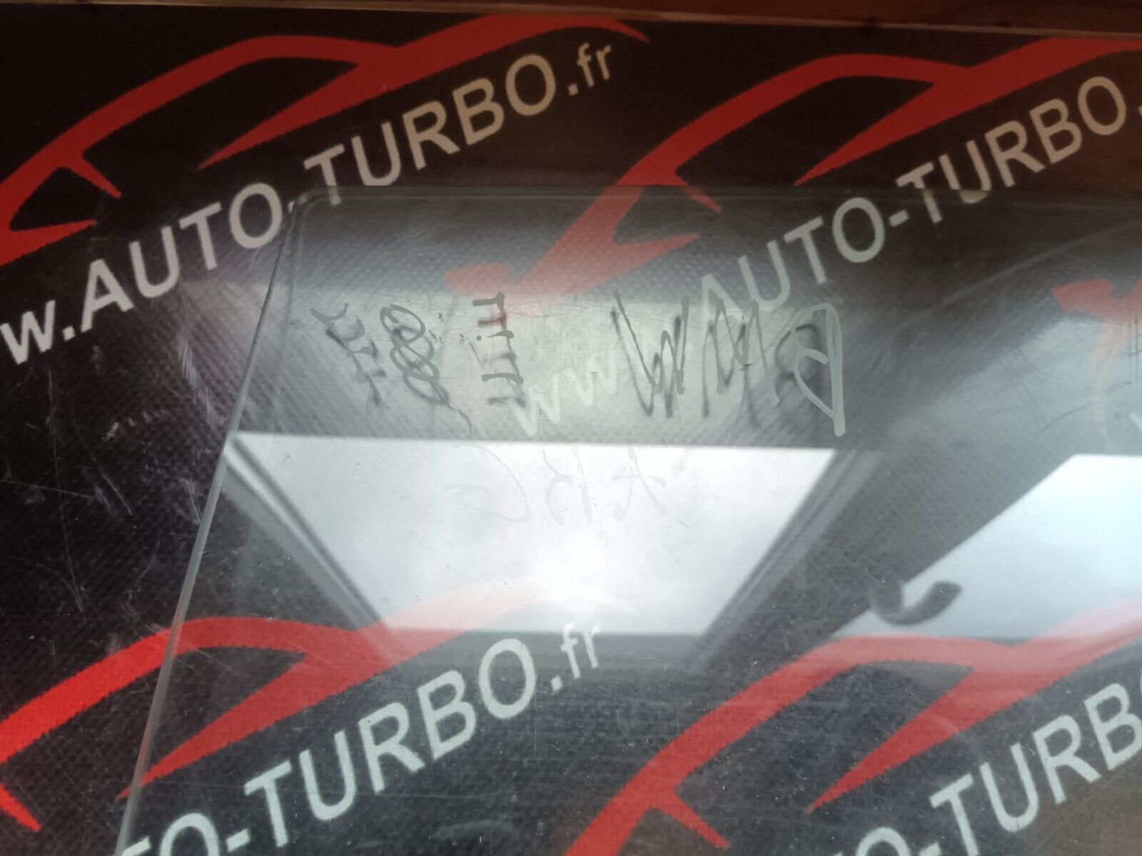 VITRE ARRIERE GAUCHE BMW SERIE 1 E87