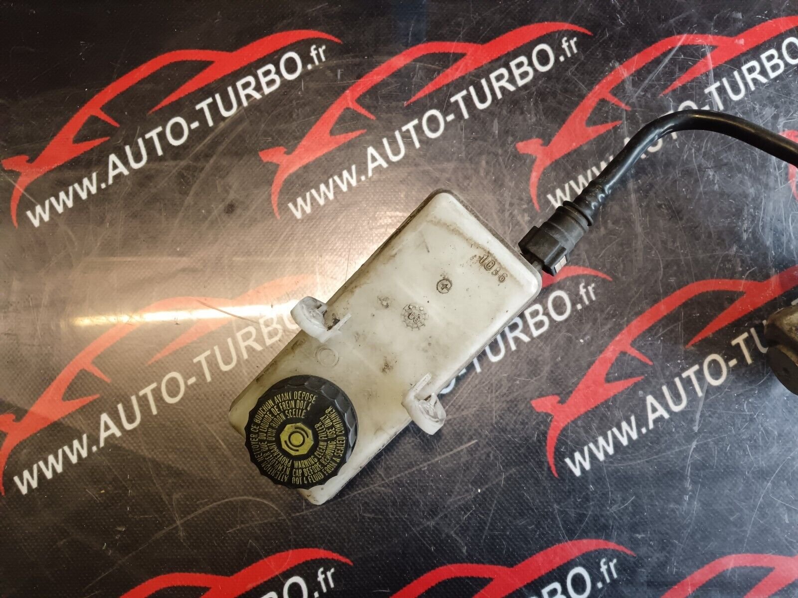 POMPE DE FREINAGE CITROEN C4 REFERENCE: 22447579