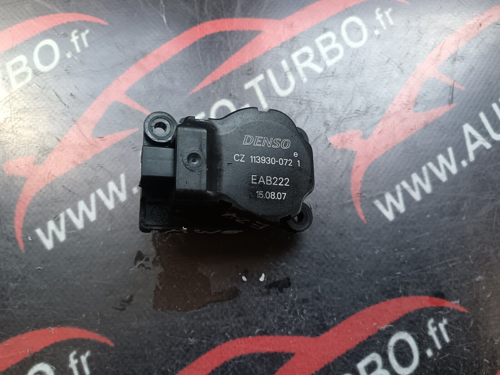 MOTEUR DE VOLET DE CHAUFFAGE BMW SERIE1 E87 REFERENCE: 113930-072