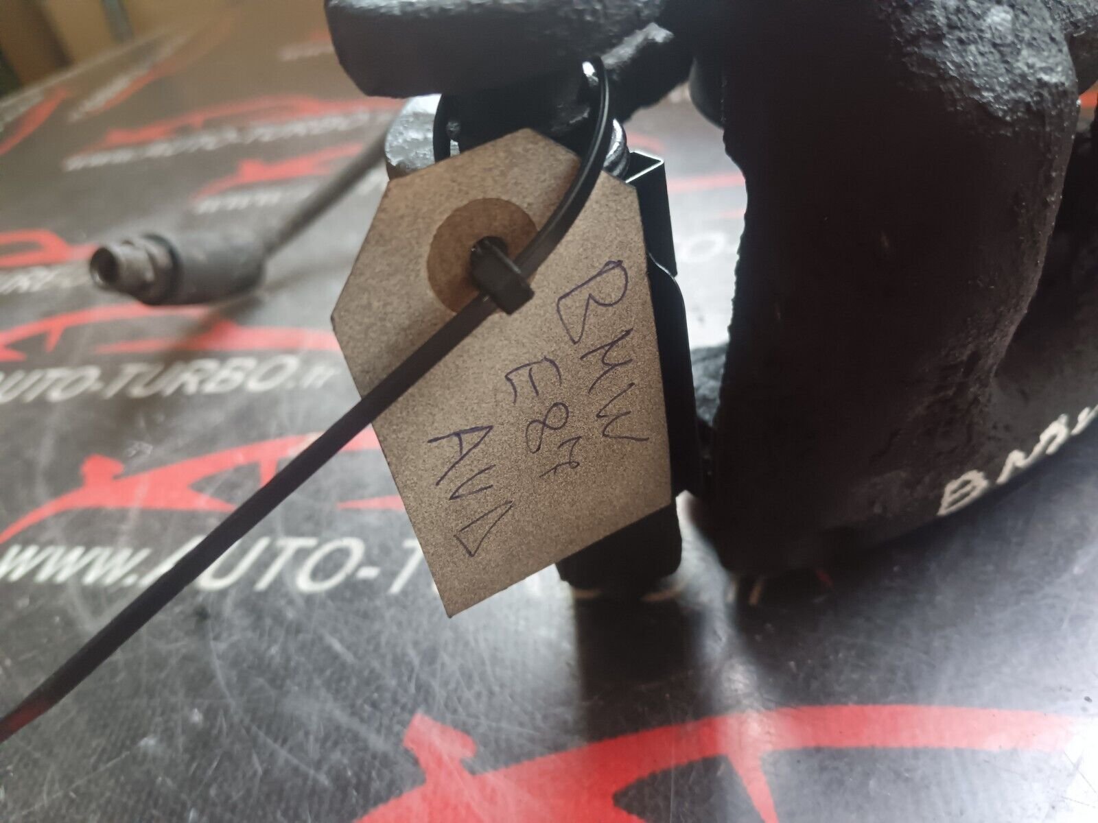 ETRIER AVANT DROIT BMW SERIE 1 E87