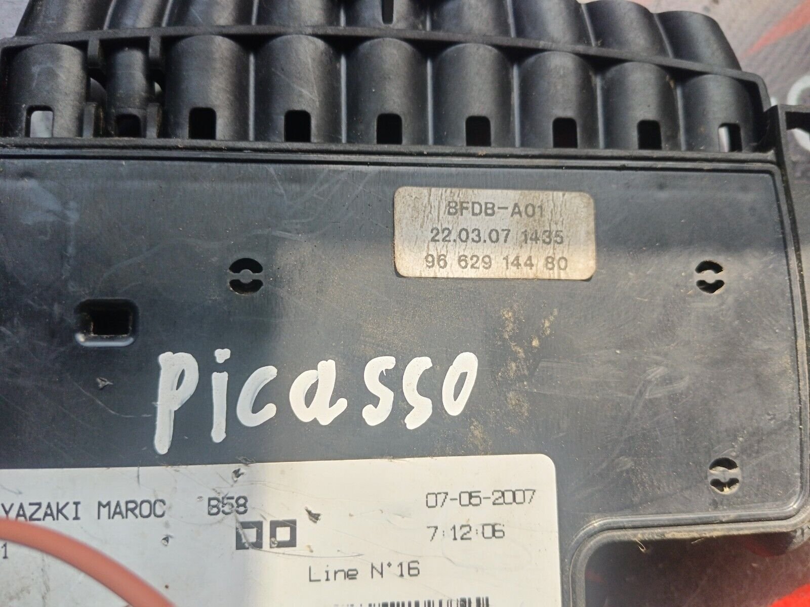 PORTE FUSIBLE BOITIER PYROTECHNIQUE CITROEN C4 PICASSO REFERENCE: 9662914480