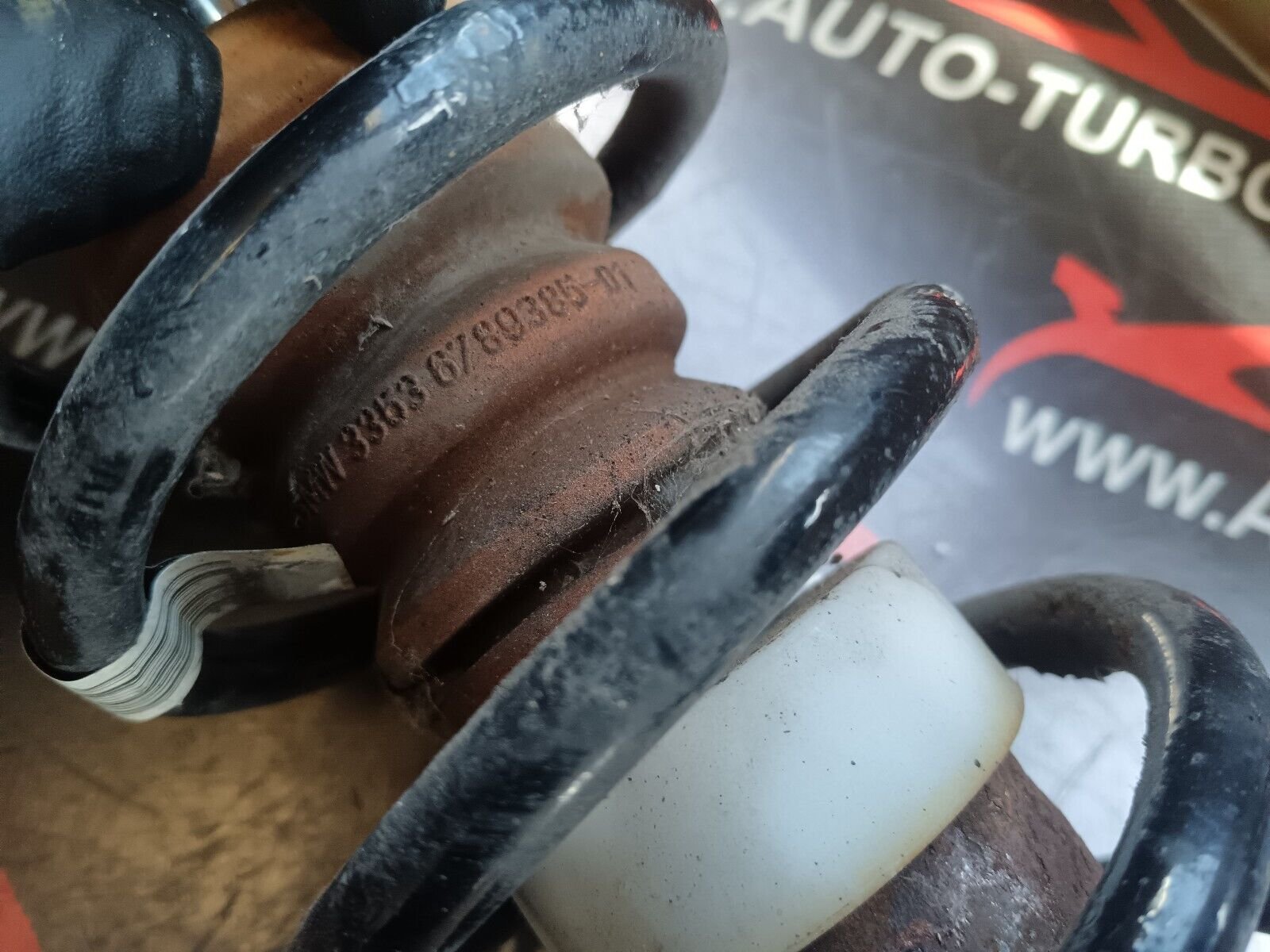 AMORTISSEUR ARRIERE GAUCHE BMW 520 F10 REFERENCE: 6789385