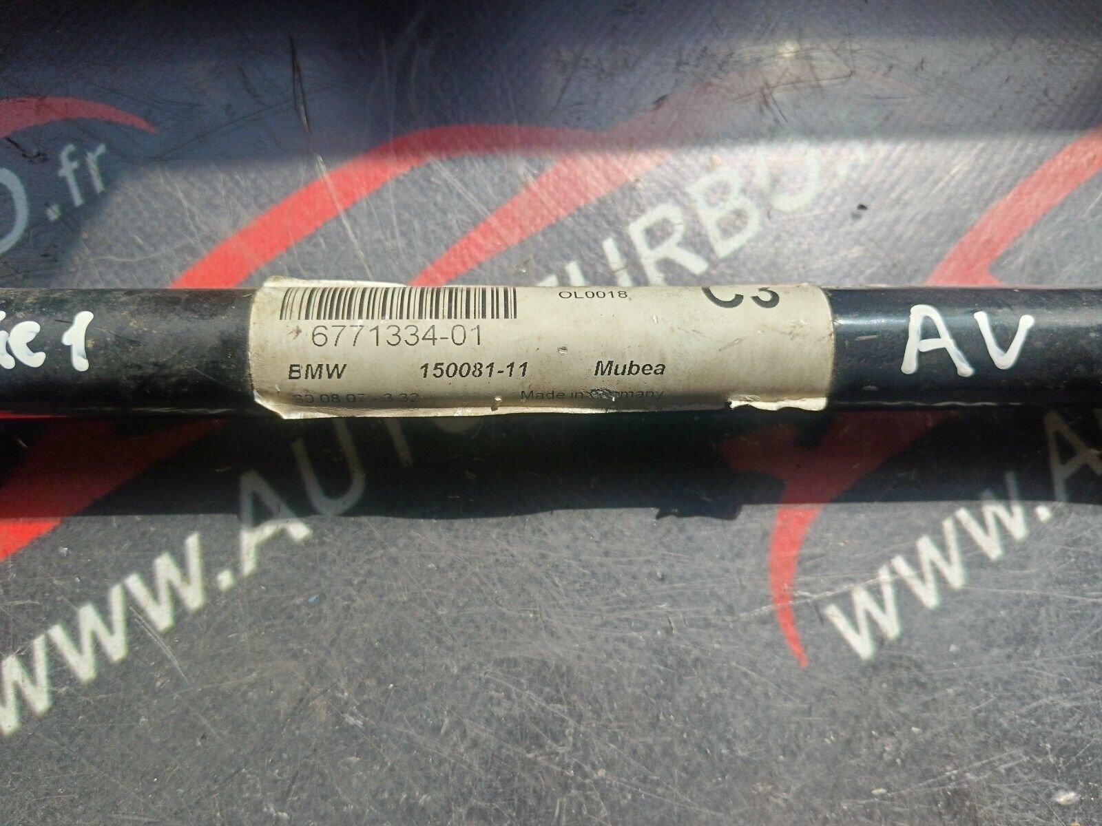 BARRE STABILISATRICE AVANT BMW SERIE 1 E87 116i REFERENCE: 6771334