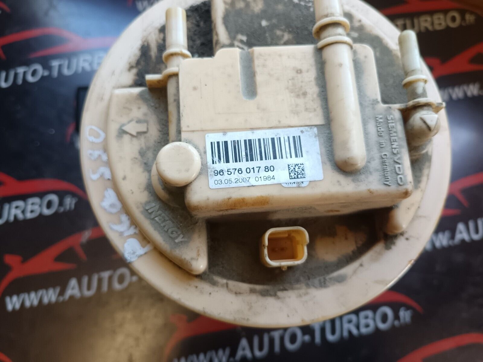 POMPE A GAVAGE CITROEN C4 PICASSO 1.6HDI 110CH REFERENCE: 9657601780