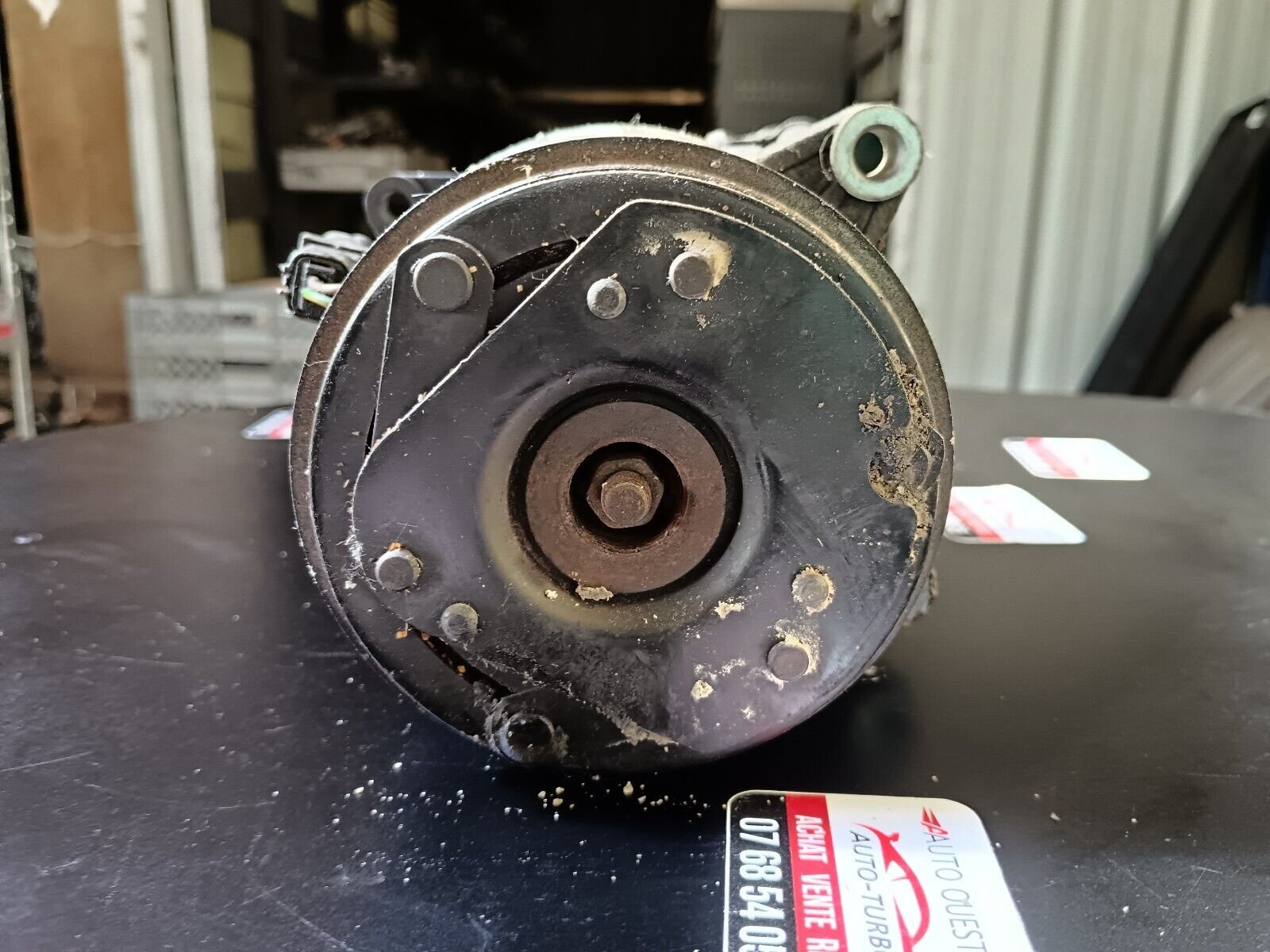 COMPRESSEUR DE CLIMATISATION PSA 2.0L 90CH REFERENCE 1135463