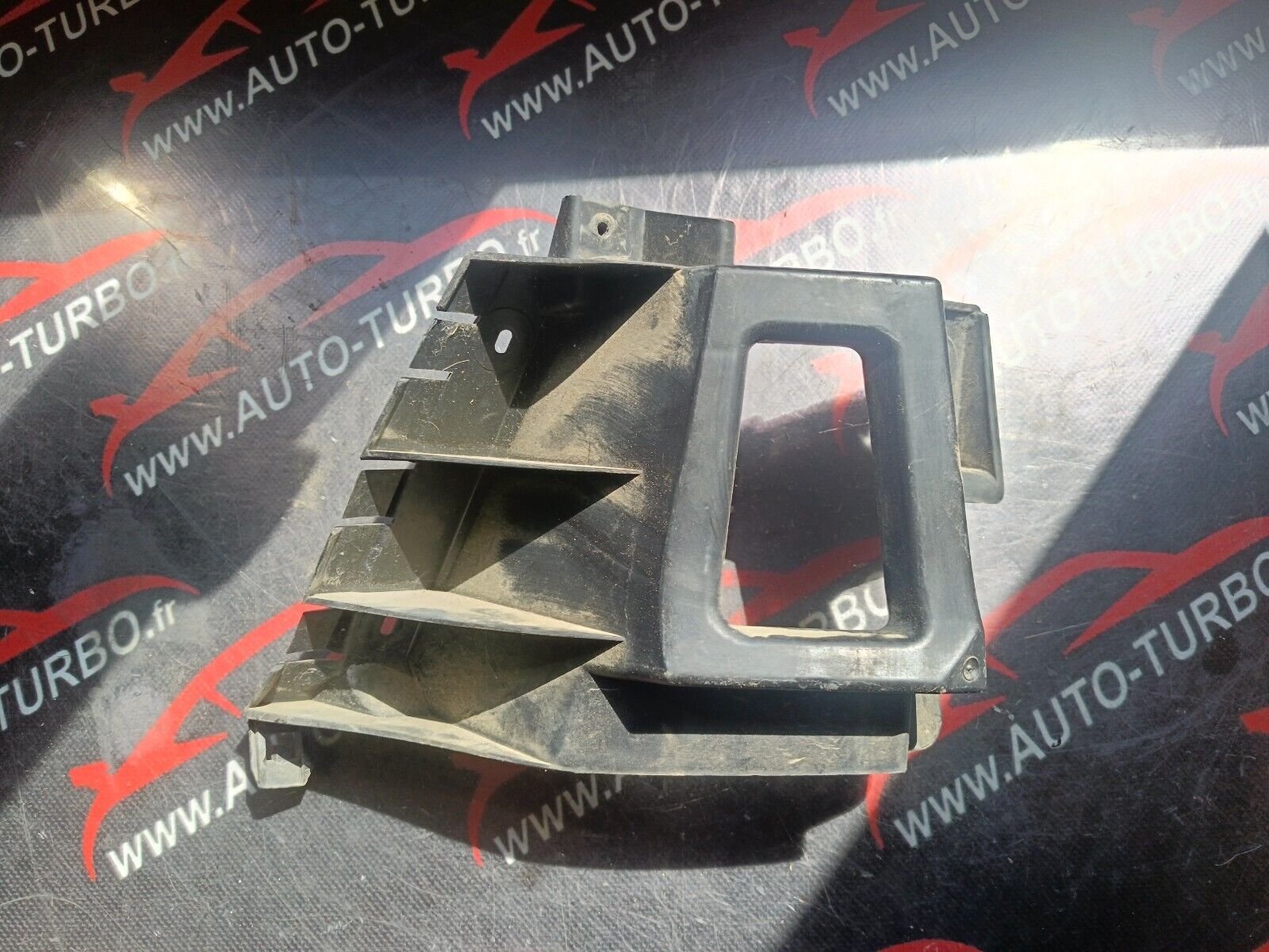 SUPPORT PARE CHOC ARRIERE GAUCHE CITROEN C4 PICASSO REFERENCE: 9680464380