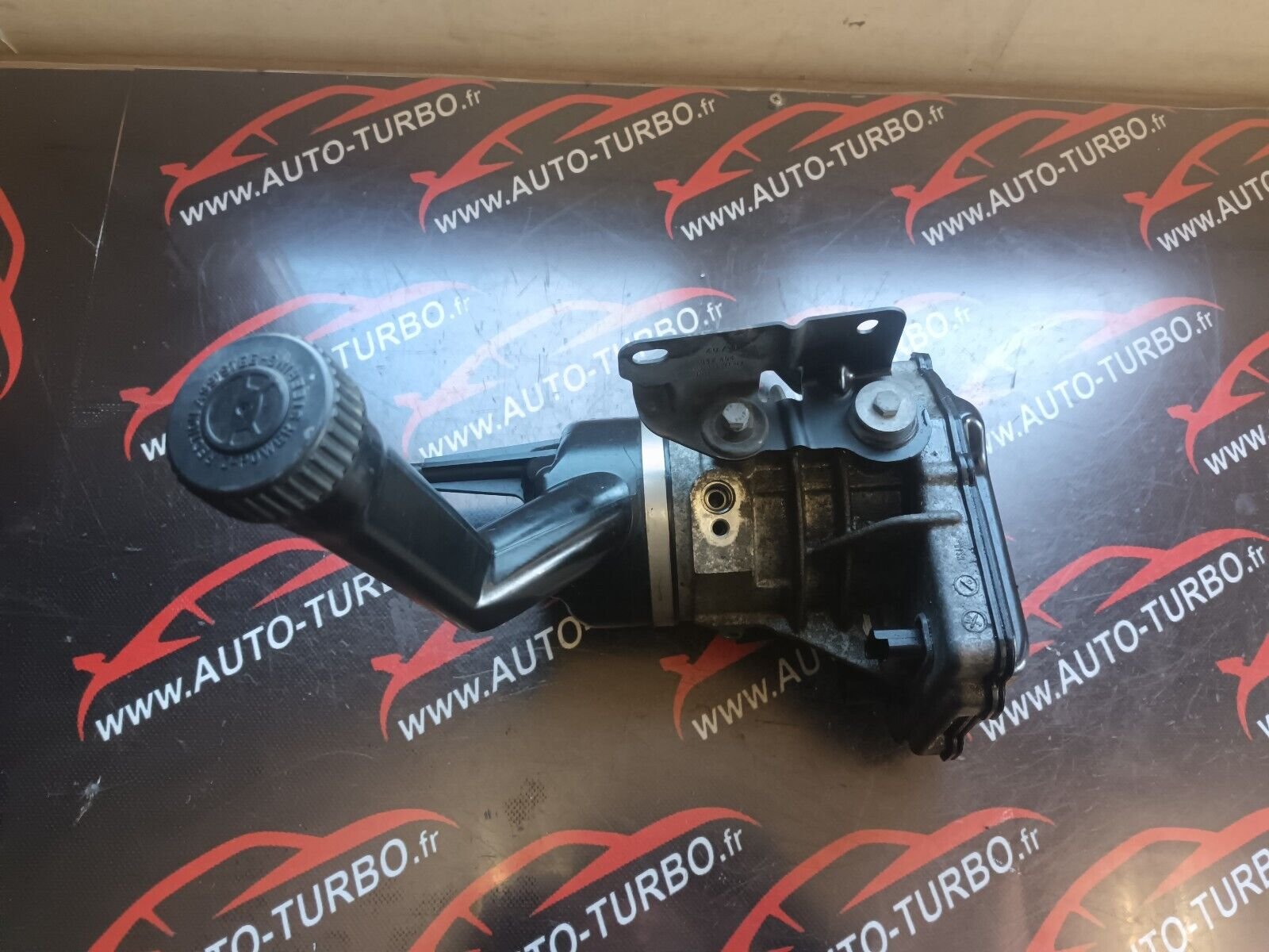 POMPE DE DIRECTION PICASSO 1.6HDI 110CH REFERENCE: 9684040180