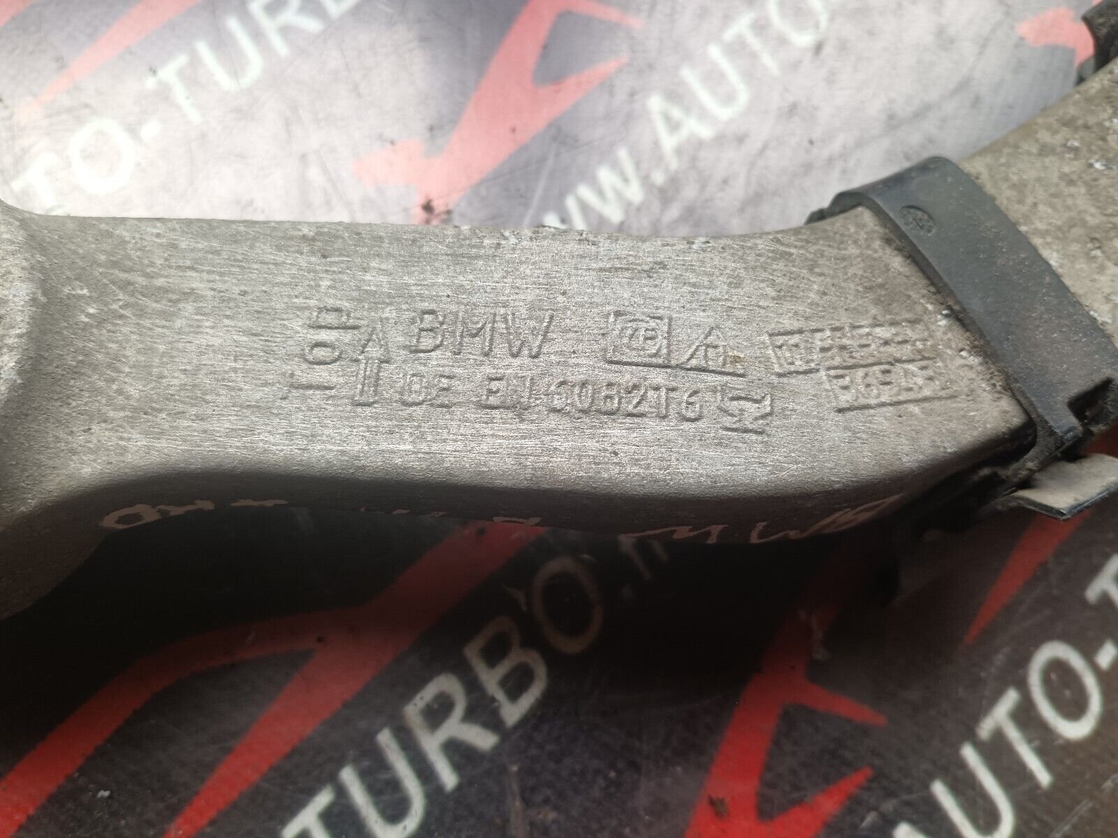 BRAS OSCILLANT ARRIERE DROIT BMW 520 F10 REFERENCE: 6082T6