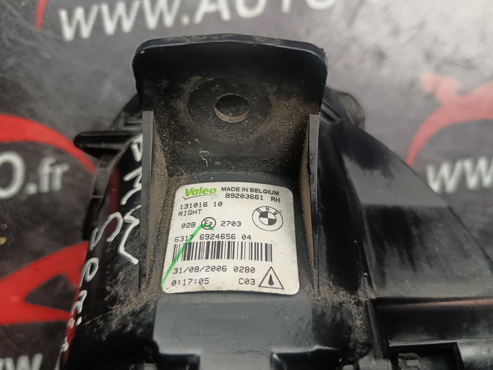 FEUX ANTI BROUILLARD AVANT GAUCHE BMW SERIE 1 REFERENCE: 89203661