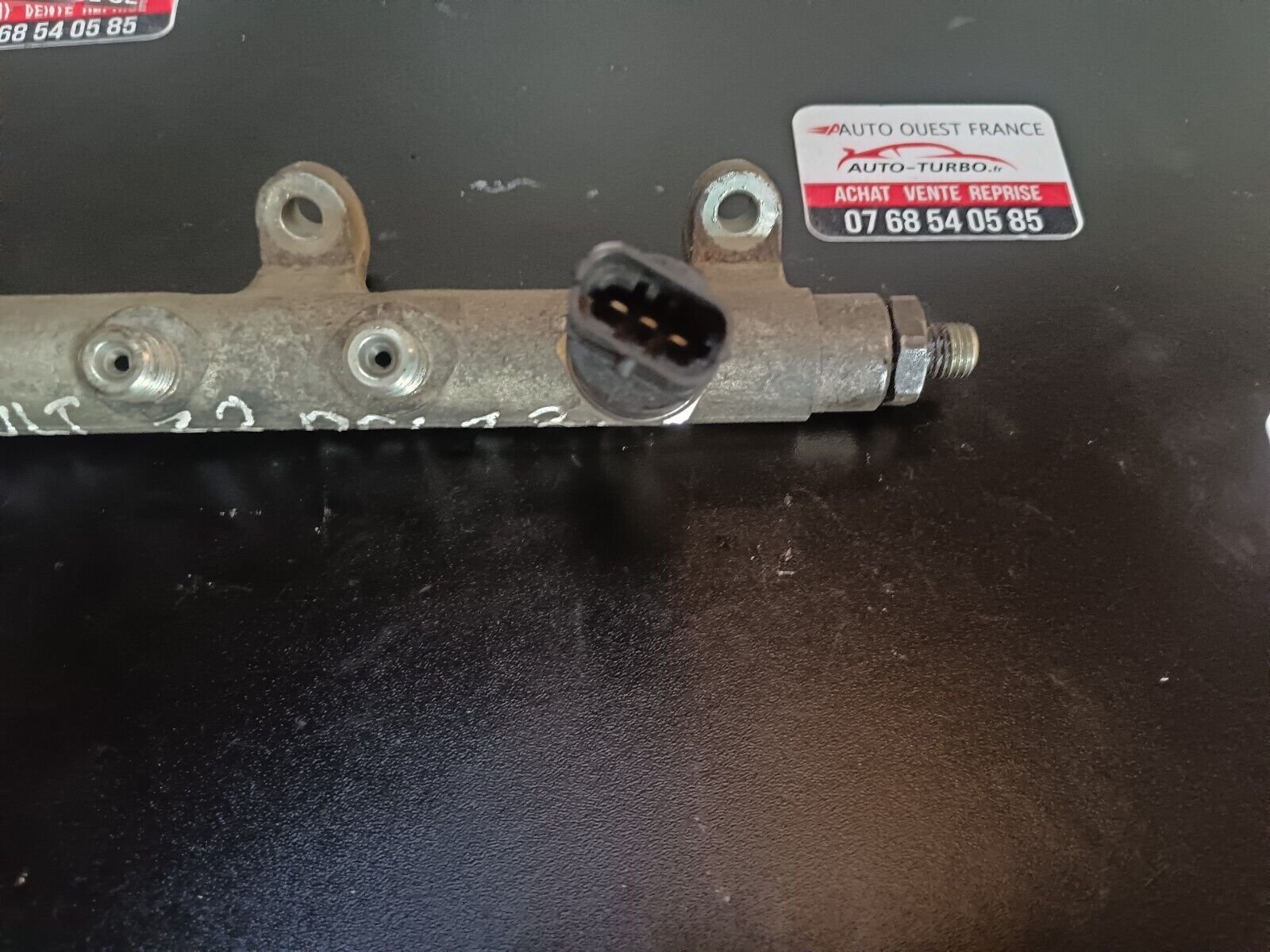 RAMPE INJECTION RENAULT ESPACE 3 2.2DCI REFERENCE: 8200010077