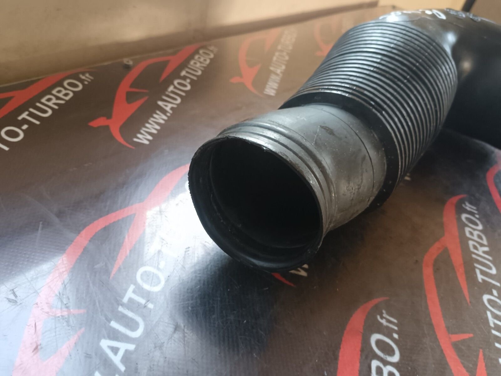 TUYAU DURIT D'AIR PEUGEOT REFERENCE: 9625678980