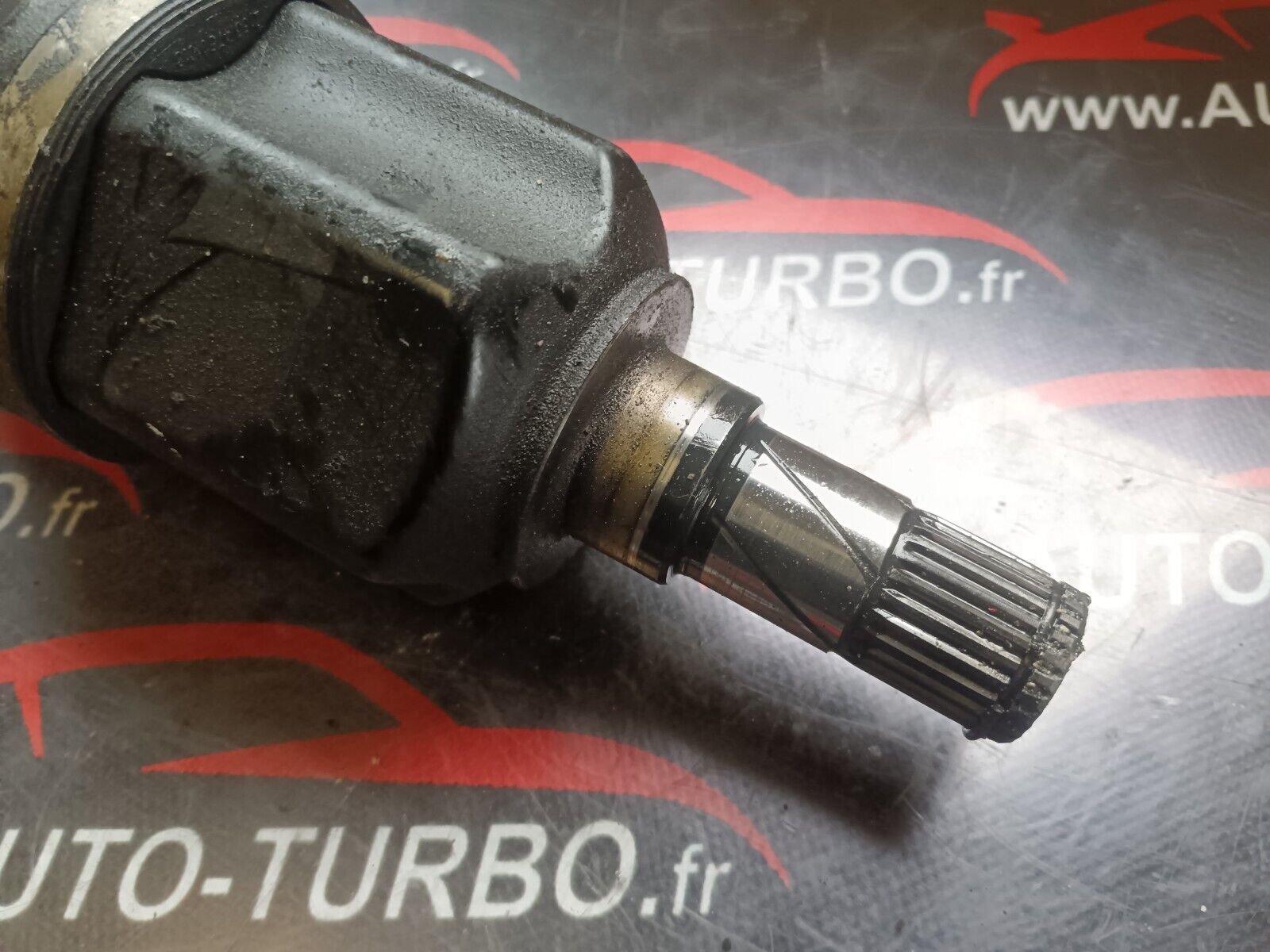 CARDAN GAUCHE ALFA ROMEO 159 REFERENCE: 51876370