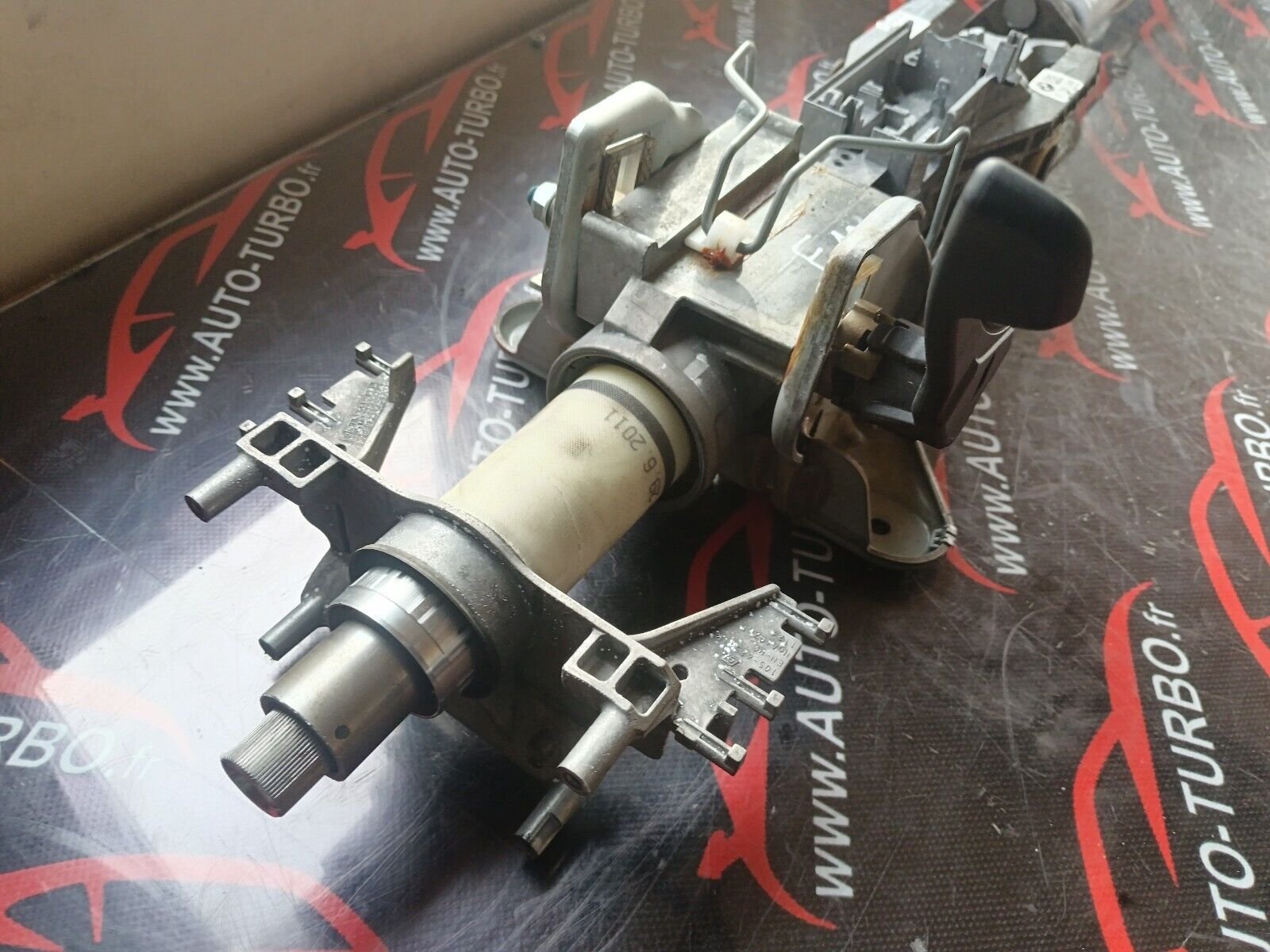 MECHANISME DE COLONNE DE DIRECTION BMW 520 F 10 REFERENCE: 6795345