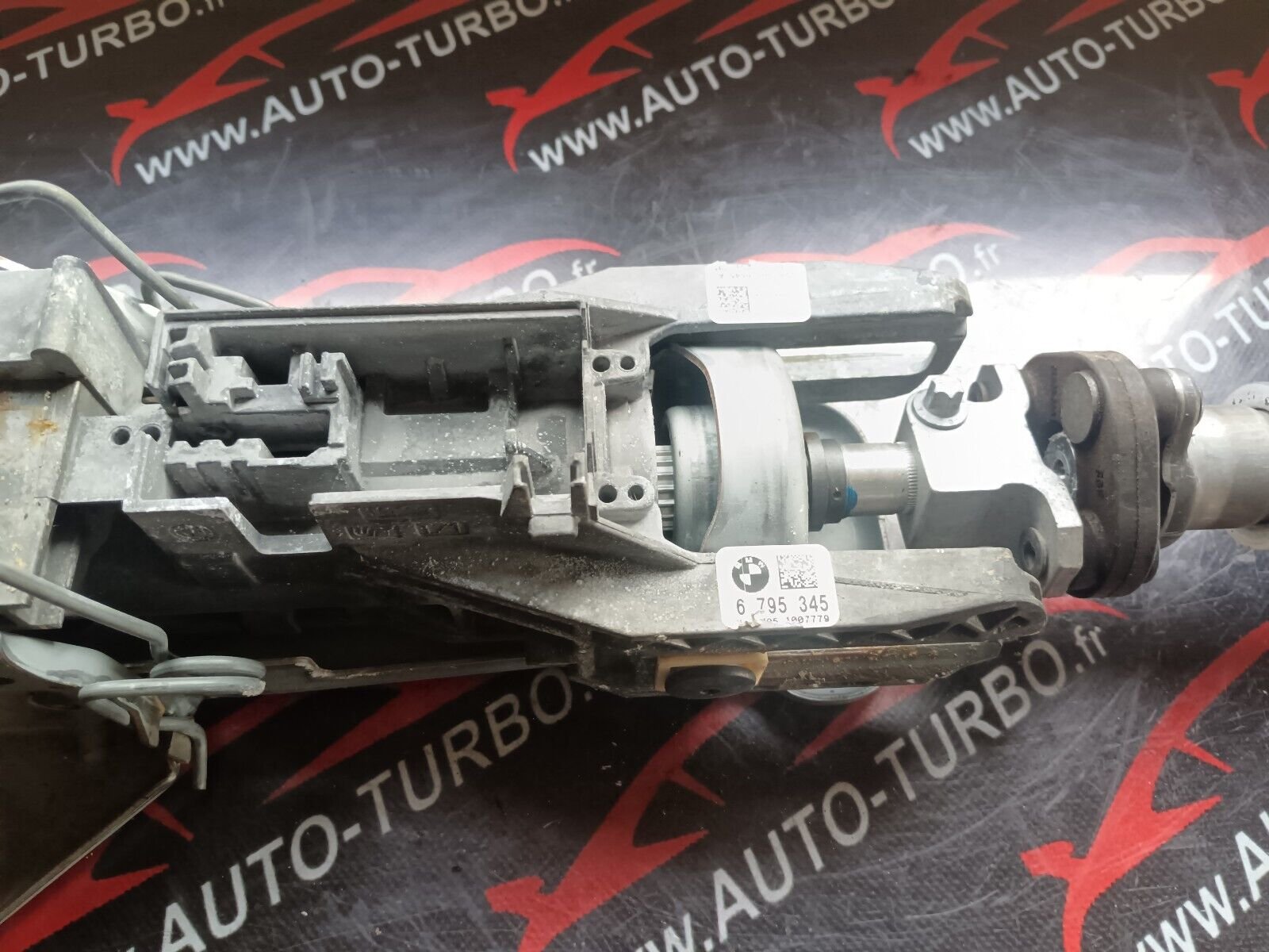 MECHANISME DE COLONNE DE DIRECTION BMW 520 F 10 REFERENCE: 6795345