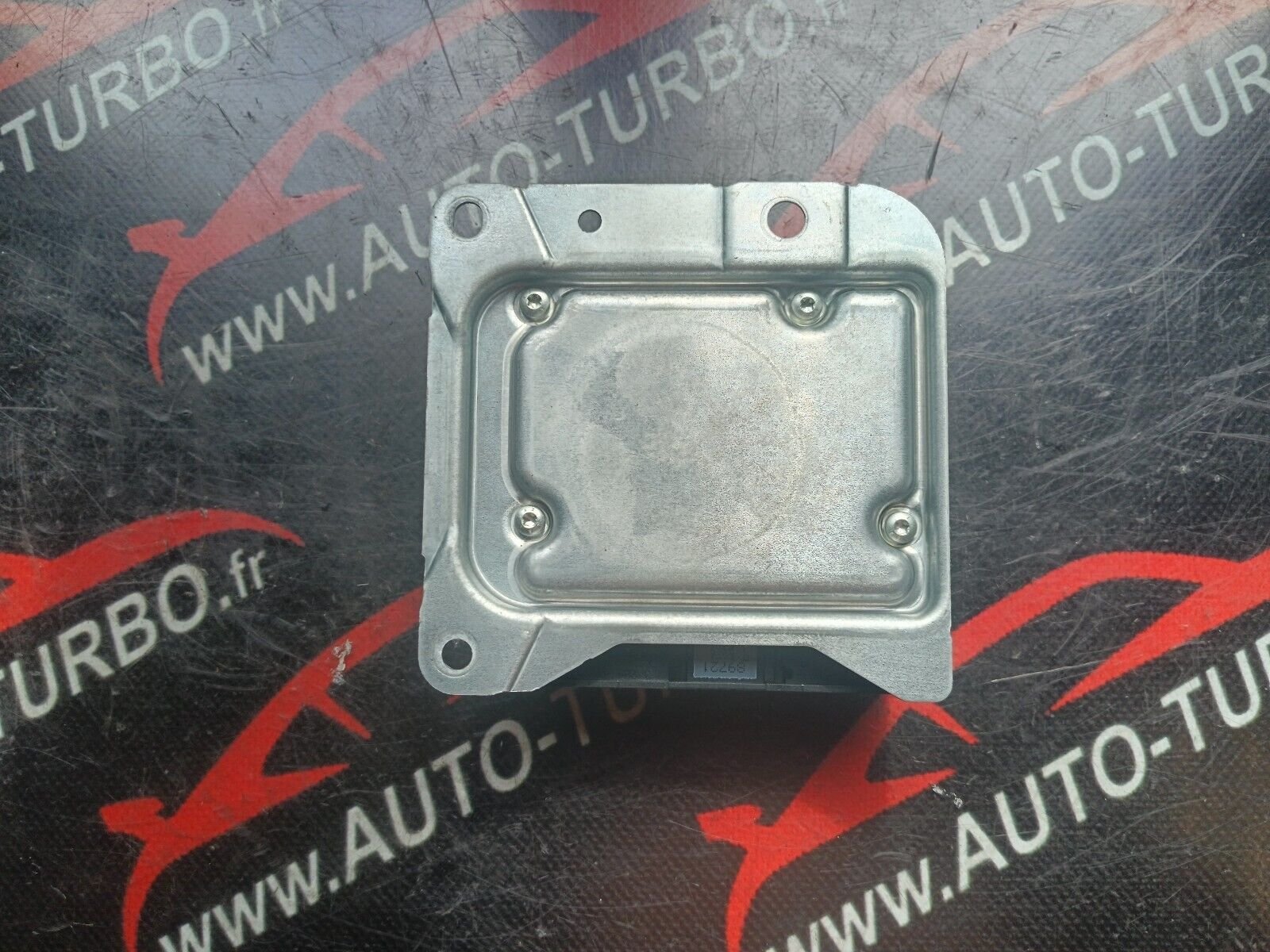 BOITIER AIRBAG PEUGEOT 2008 1.6HDI 110CH REFERENCE: 9808309280