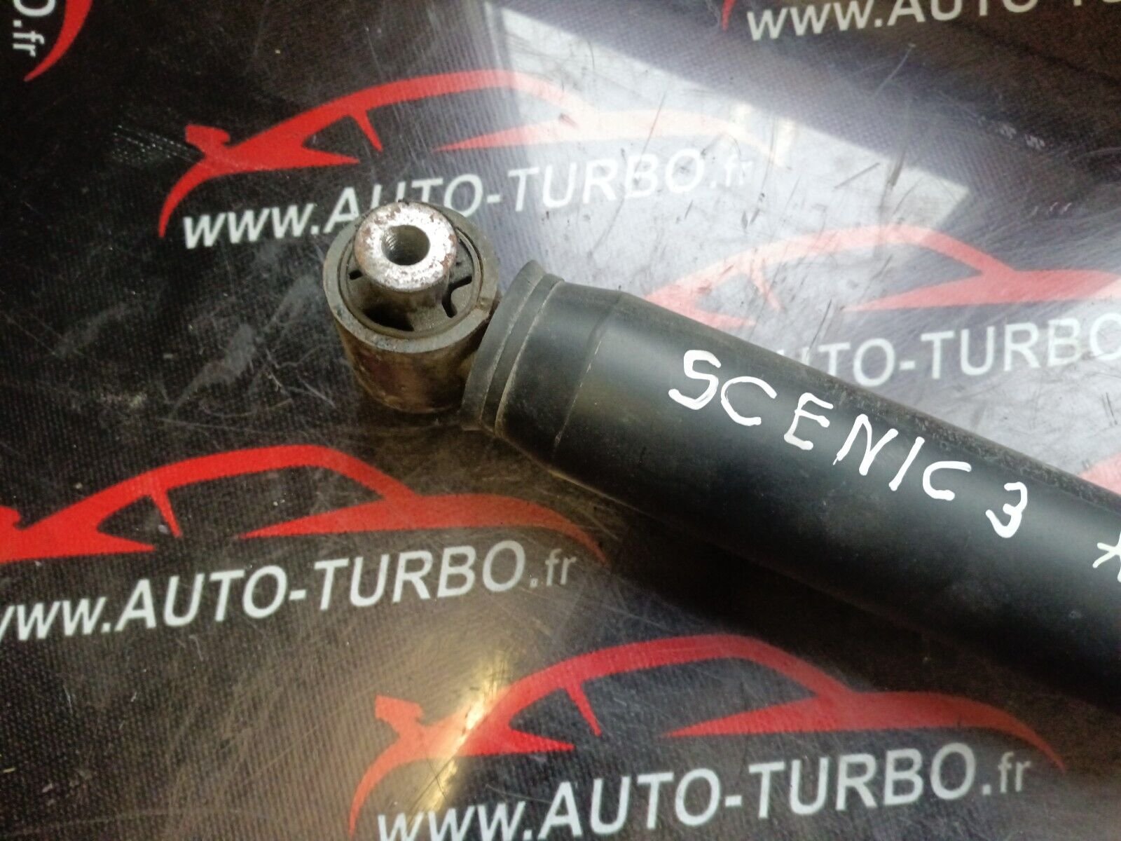 AMORTISSEUR ARRIERE GAUCHE RENAULT MEGANE SCENIC 3 562100018R