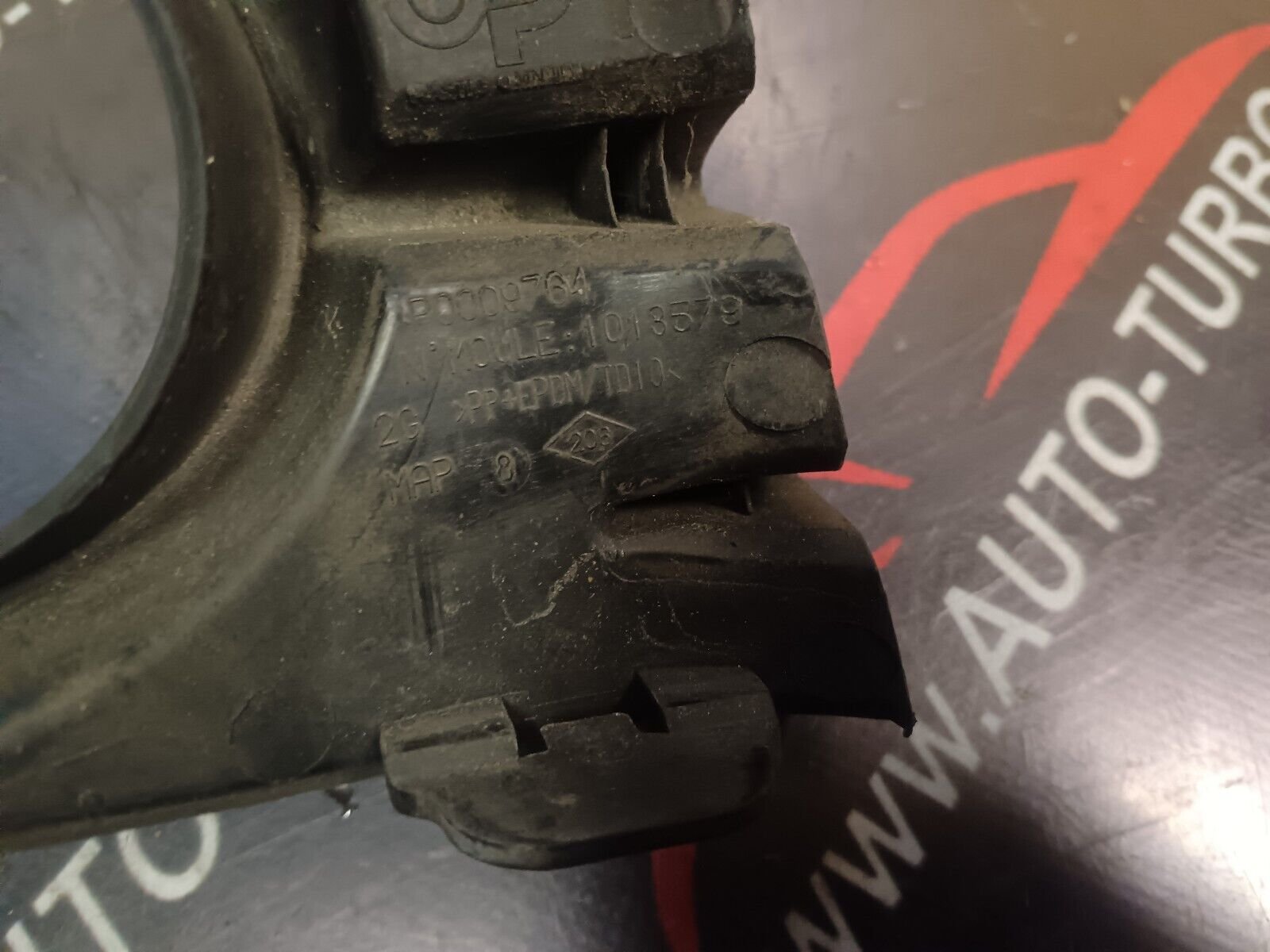 PANNEAU FEU DE BROUILLARD RENAULT SCENIC 2 REFERENCE: 1013579