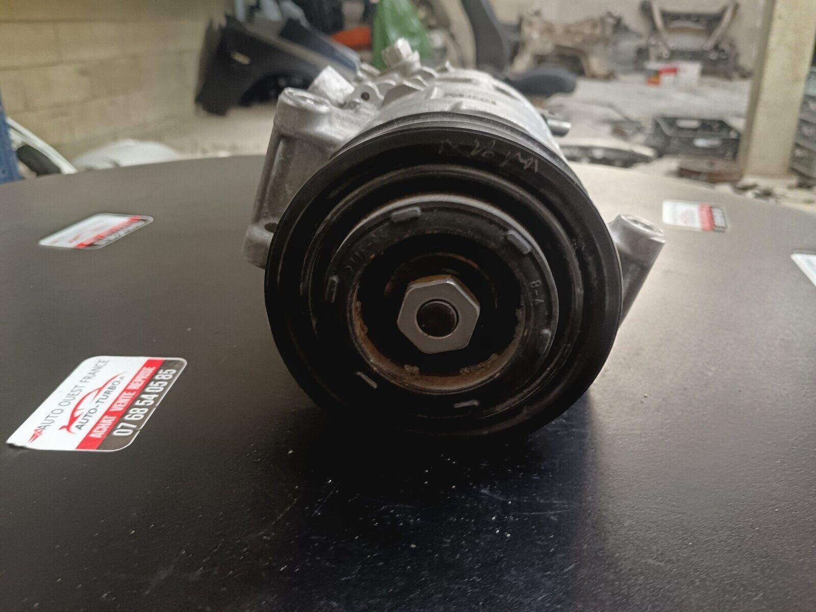 COMPRESSEUR CLIM AUDI A4 2.0 140CH REFERENCE: 4M0820803