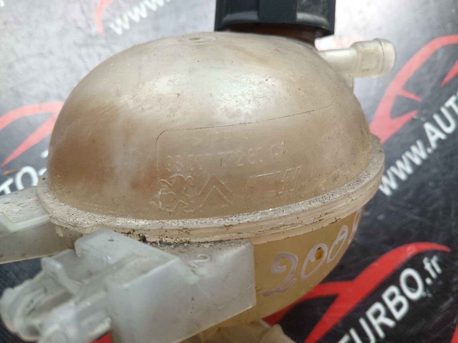 VASE D'EXPANSION PEUGEOT 2008 1.6HDI 110CH REFERENCE: 9800777280