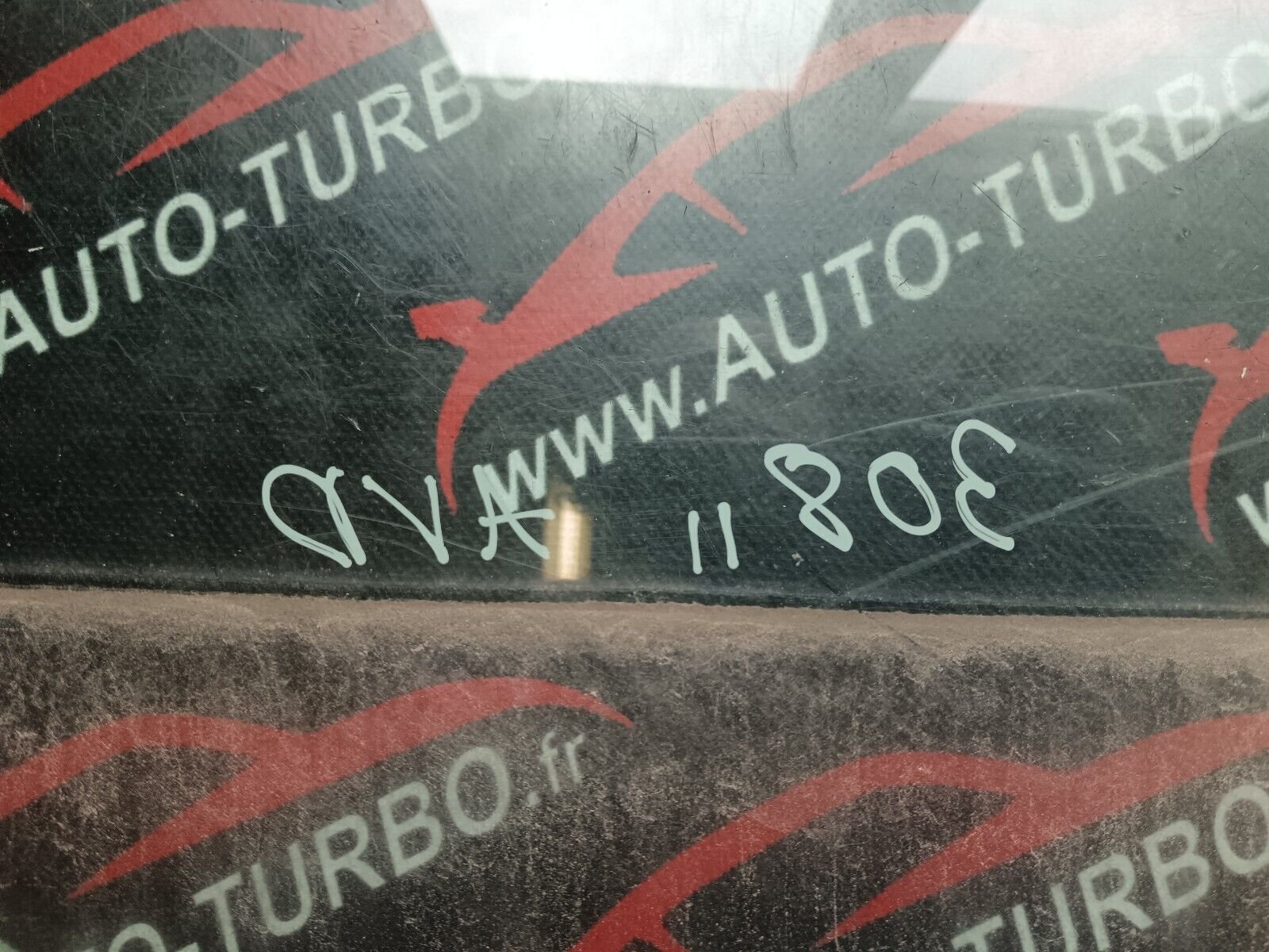 VITRE AVANT DROIT PEUGEOT 308 PHASE 2