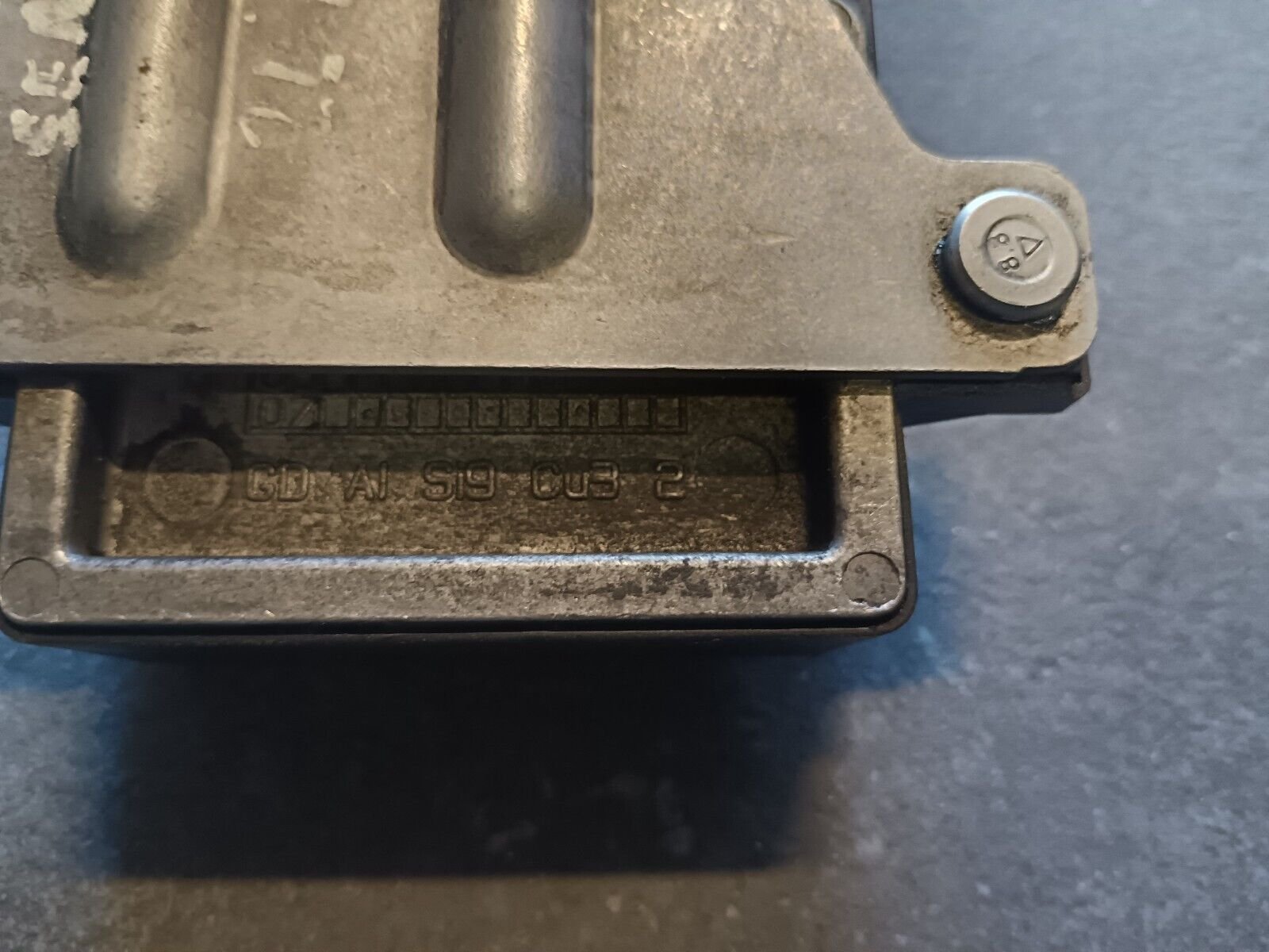 RELAIS DE PRECHAUFFAGE BMW SERIE1 120D REFERENCE: 779800003