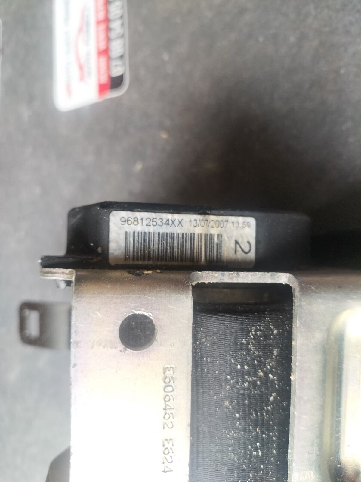 CEINTURE DE SECURITE ARRIERE GAUCHE PEUGEOT 308 PHASE 1 96812534XX