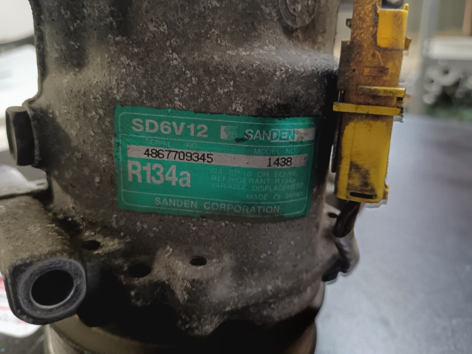 COMPRESSEUR CLIM PEUGEOT 307cc 2.0L 16V ESSENCE REFERENCE: SD6V12