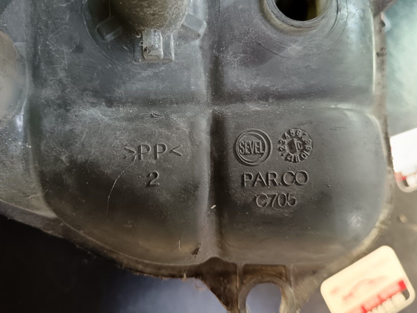 VASE D'EXPANSION LIQUIDE REFROIDISSEMENT BOXER JUMPER DUCATO 2.2HDI