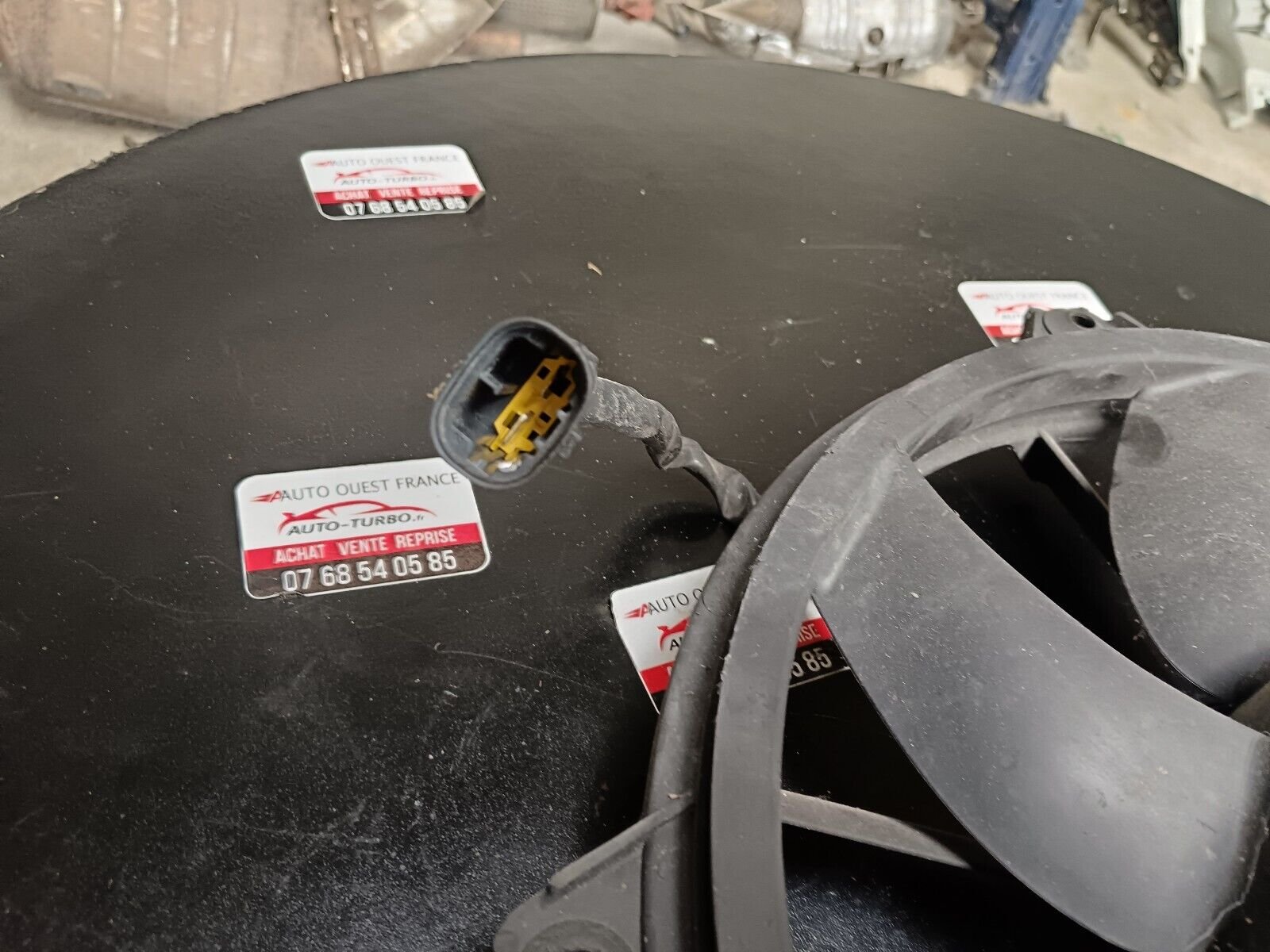 VENTILATEUR MOTEUR PSA 1.6HDI 90CH REFERENCE: 1049874716