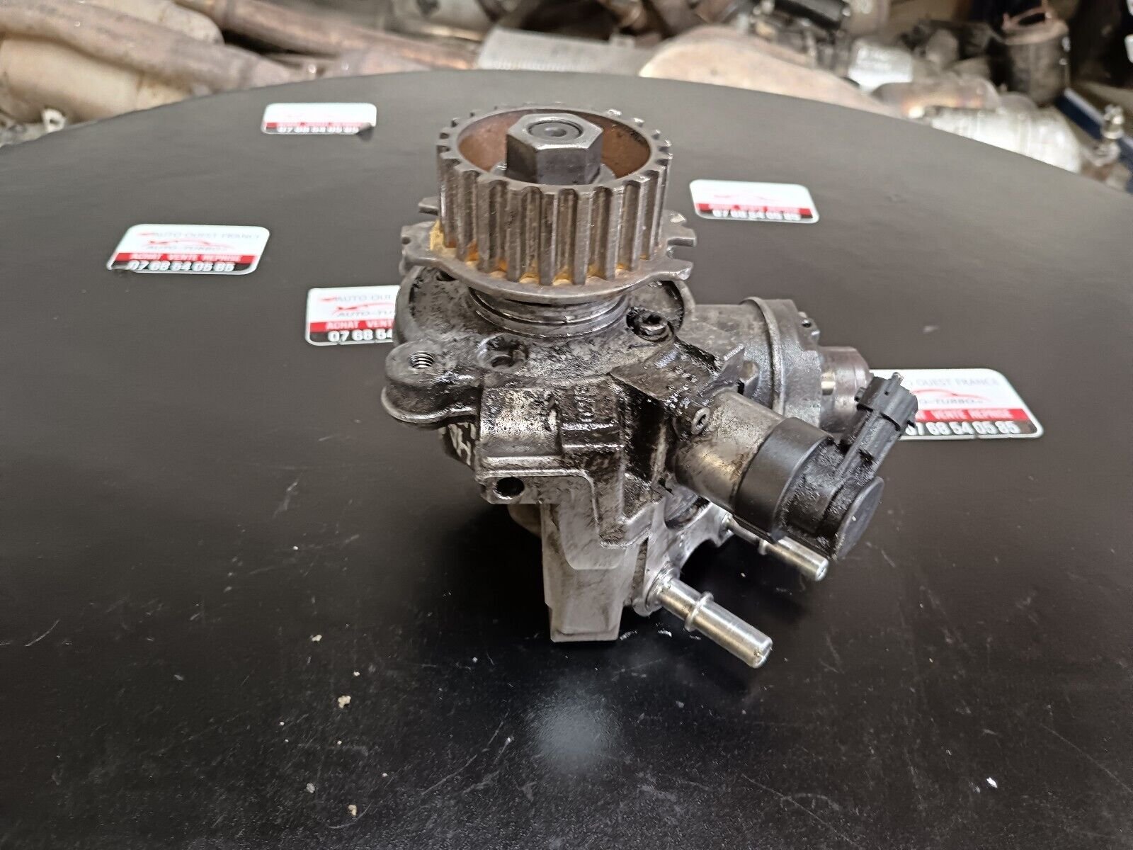 POMPE A INJECTION PSA 1.6HDI 100CH REFERENCE: 9811347380