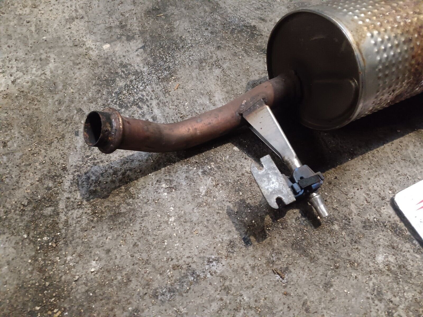 ECHAPPEMENT SILENCIEUX  CITROEN C4 REFERENCE: 13668380