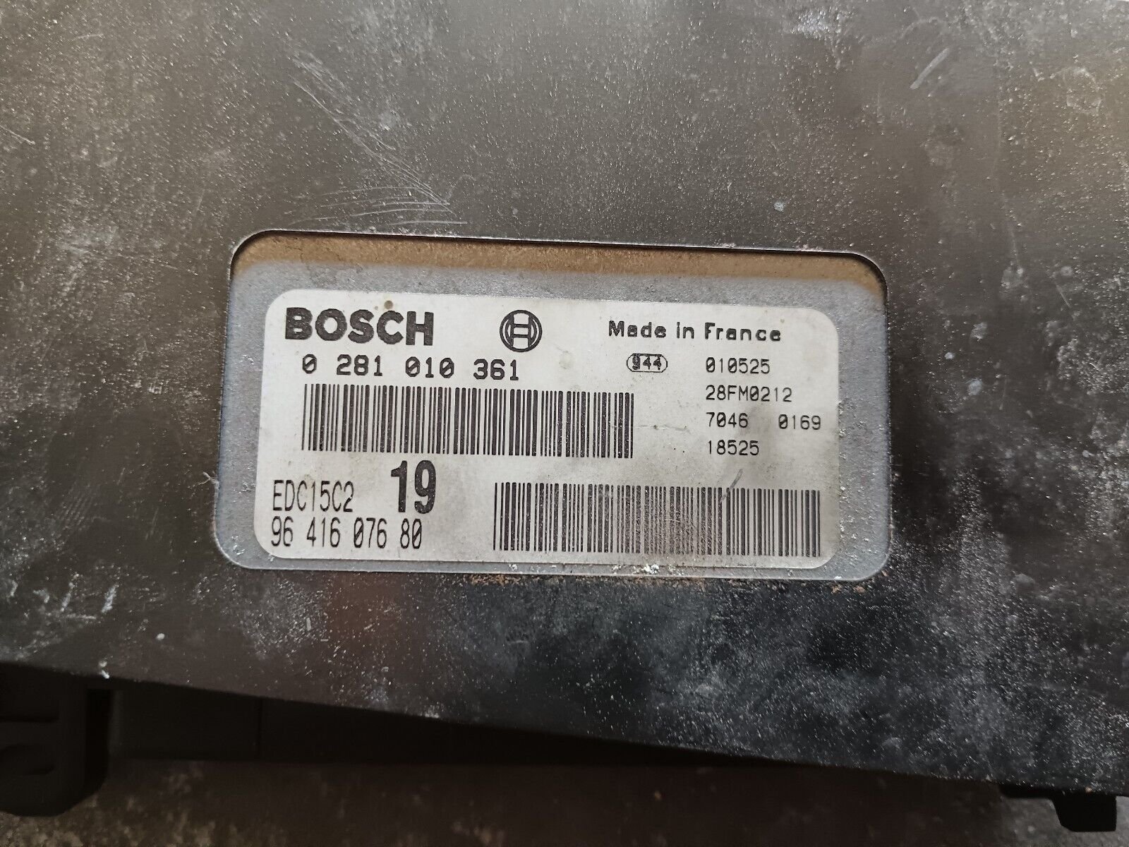 CALCULATEUR MOTEUR ECU PEUGEOT 406 REFERENCE: 0281010361