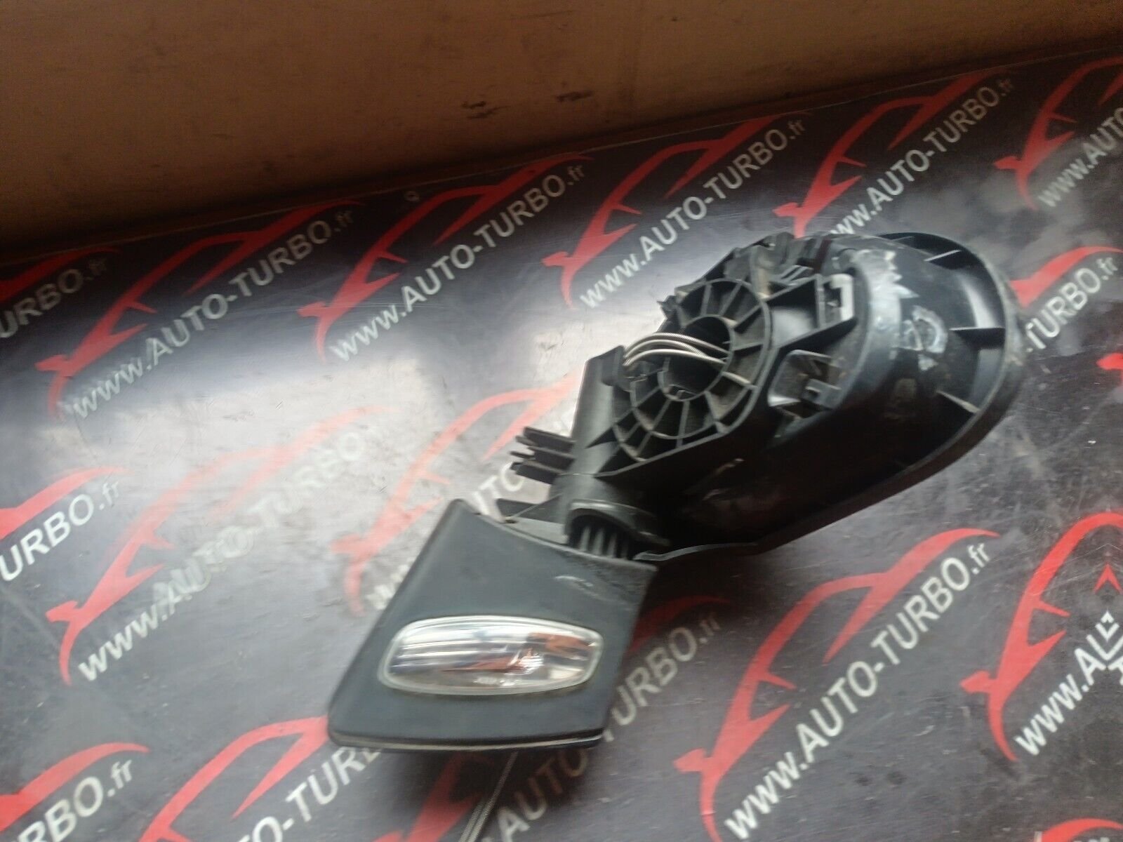 RETROVISEUR GAUCHE PEUGEOT 207 REFERENCE: 96806498XT