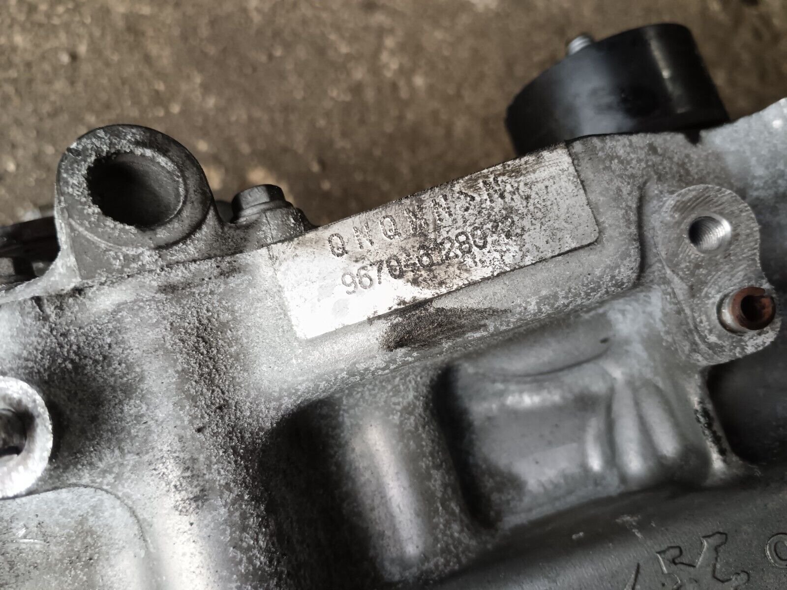 BLOC MOTEUR PEUGEOT 2008 1.6HDI 96CH REFERENCE: 9670461280