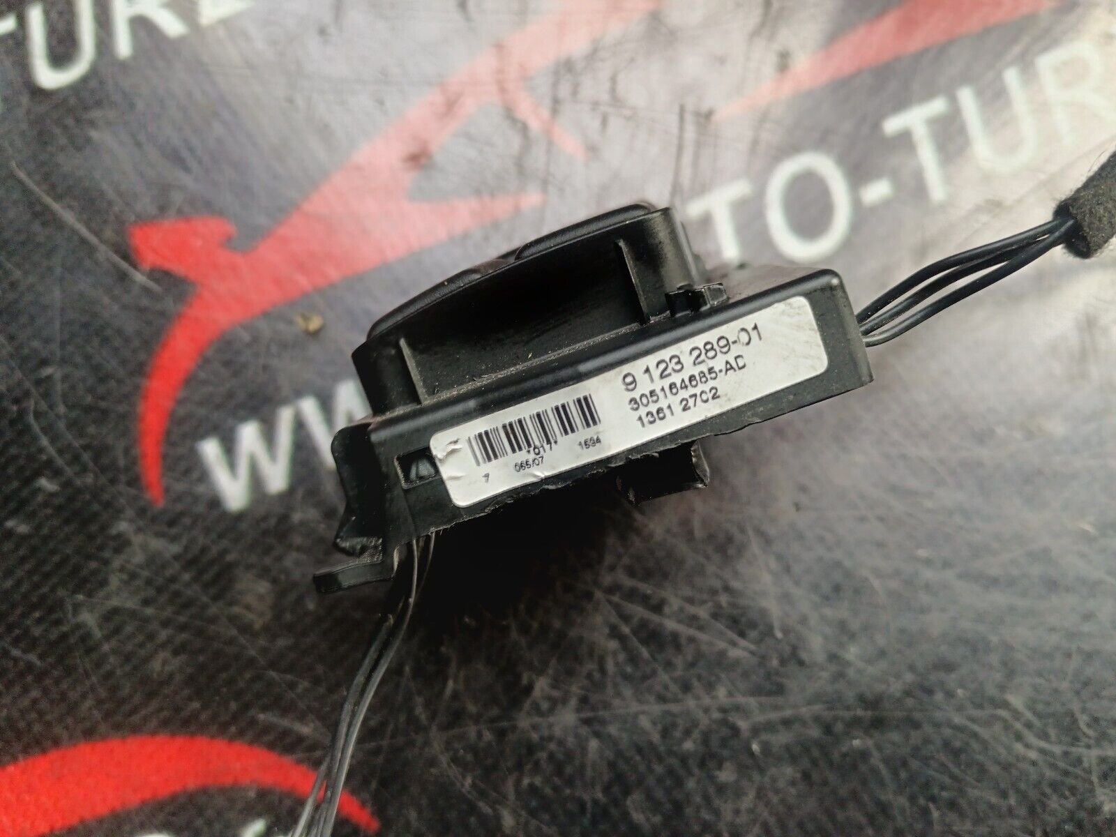 COMMANDE VOLANT MULTIFONCTION BMW SERIE 1, SERIE 3 REFERENCE: 912328901