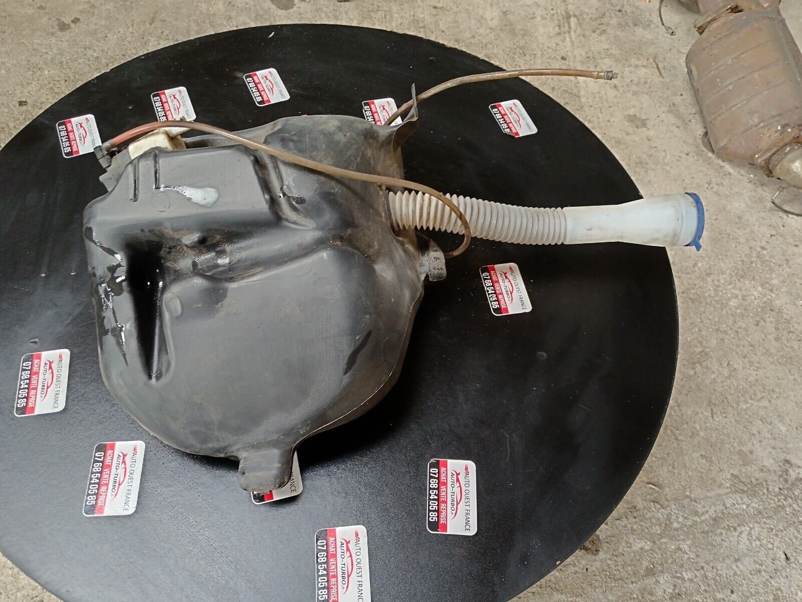 RESERVOIR LAVE GLACE PEUGEOT 307cc 2.0L REFERENCE: 9650452380