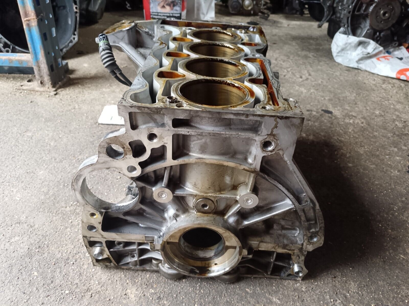 BLOC MOTEUR BMW SERIE 1 120i REFERENCE: 7558266