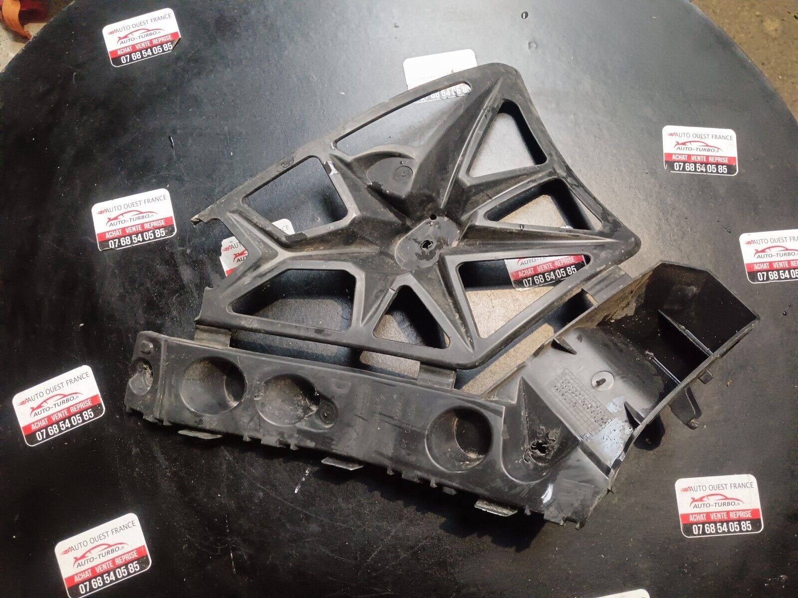 SUPPORT PAR CHOC ARRIERE DROIT RENAULT SCENIC 3 REFERENCE: 850440007