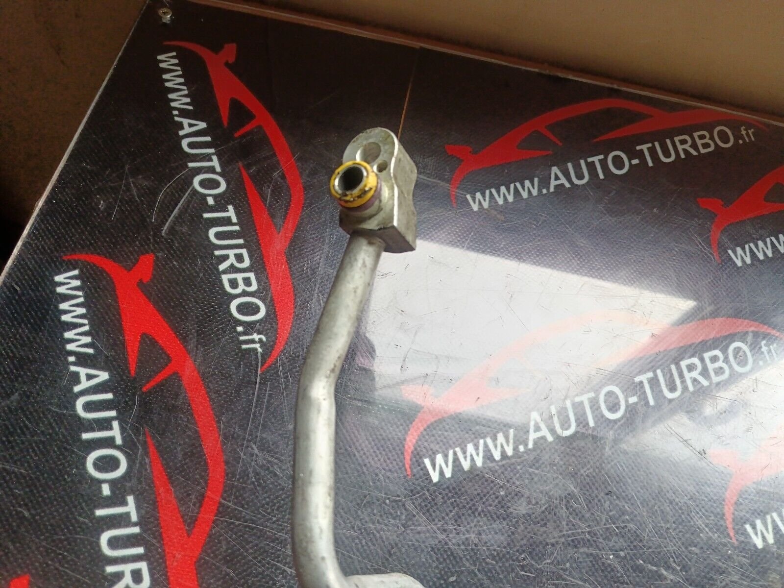 TUYAU DE CLIMATISATION BMW SERIE 1 REFERENCE: 64536989308